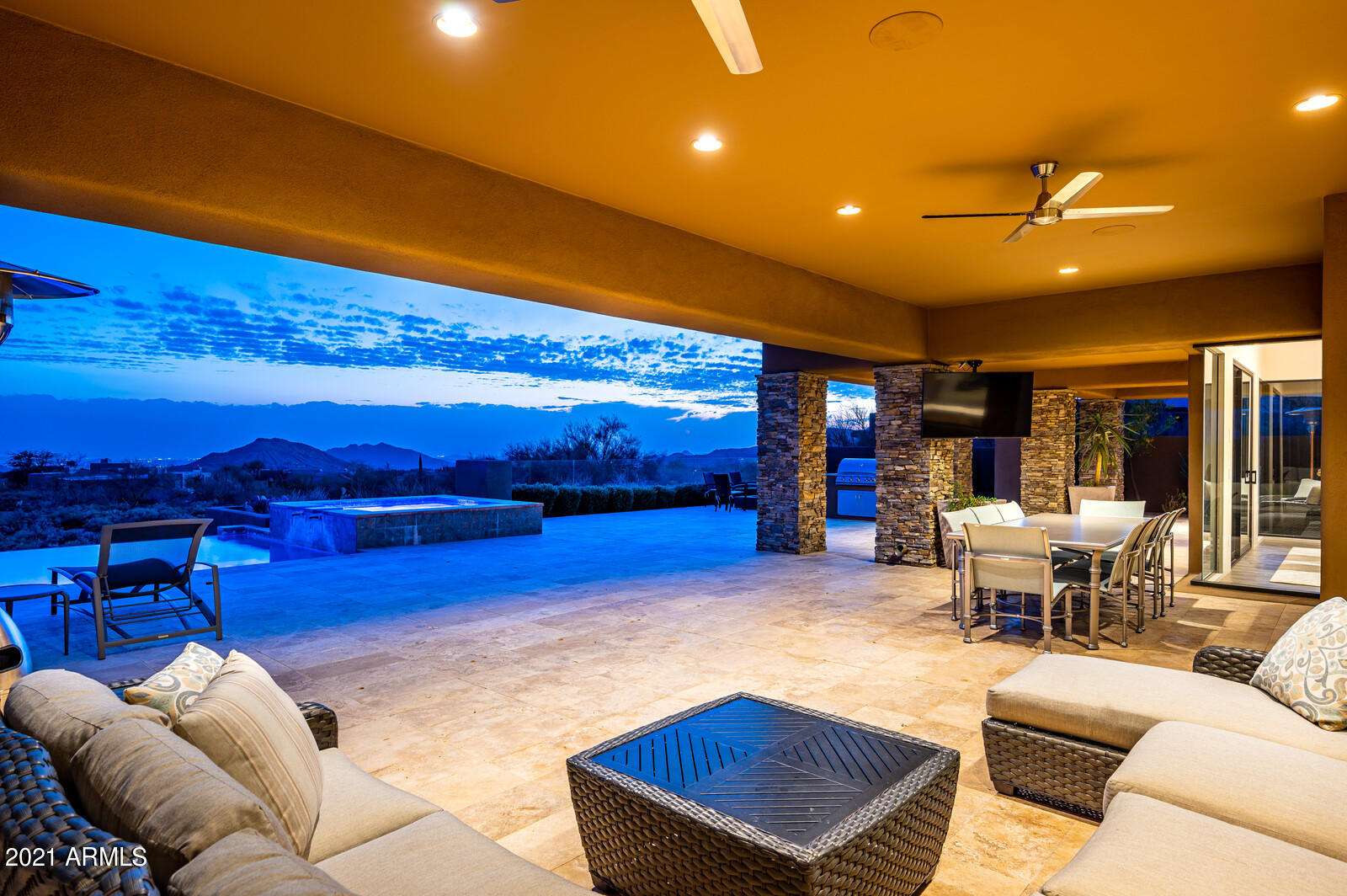 DESERT MOUNTAIN - Residential