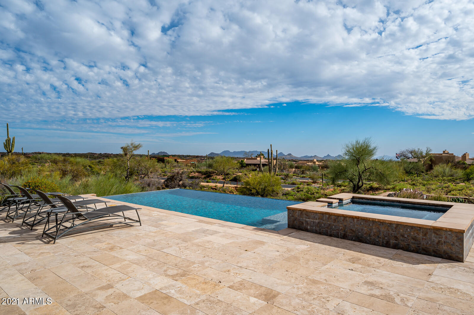 DESERT MOUNTAIN - Residential