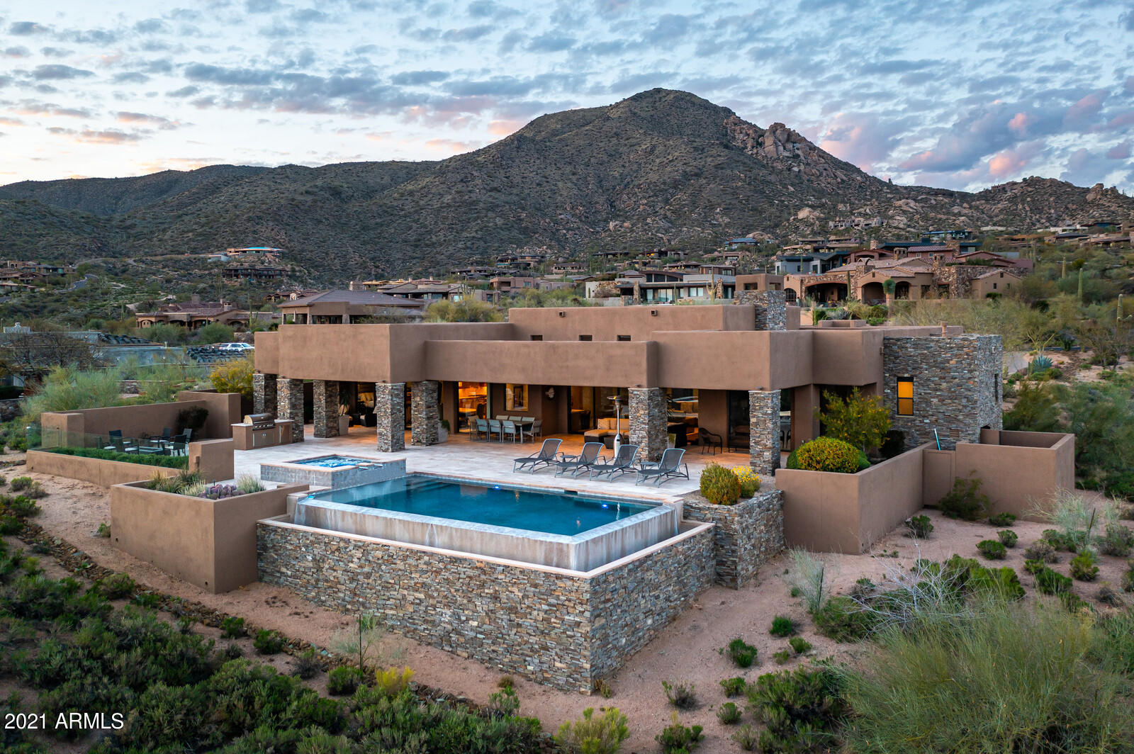 DESERT MOUNTAIN - Residential