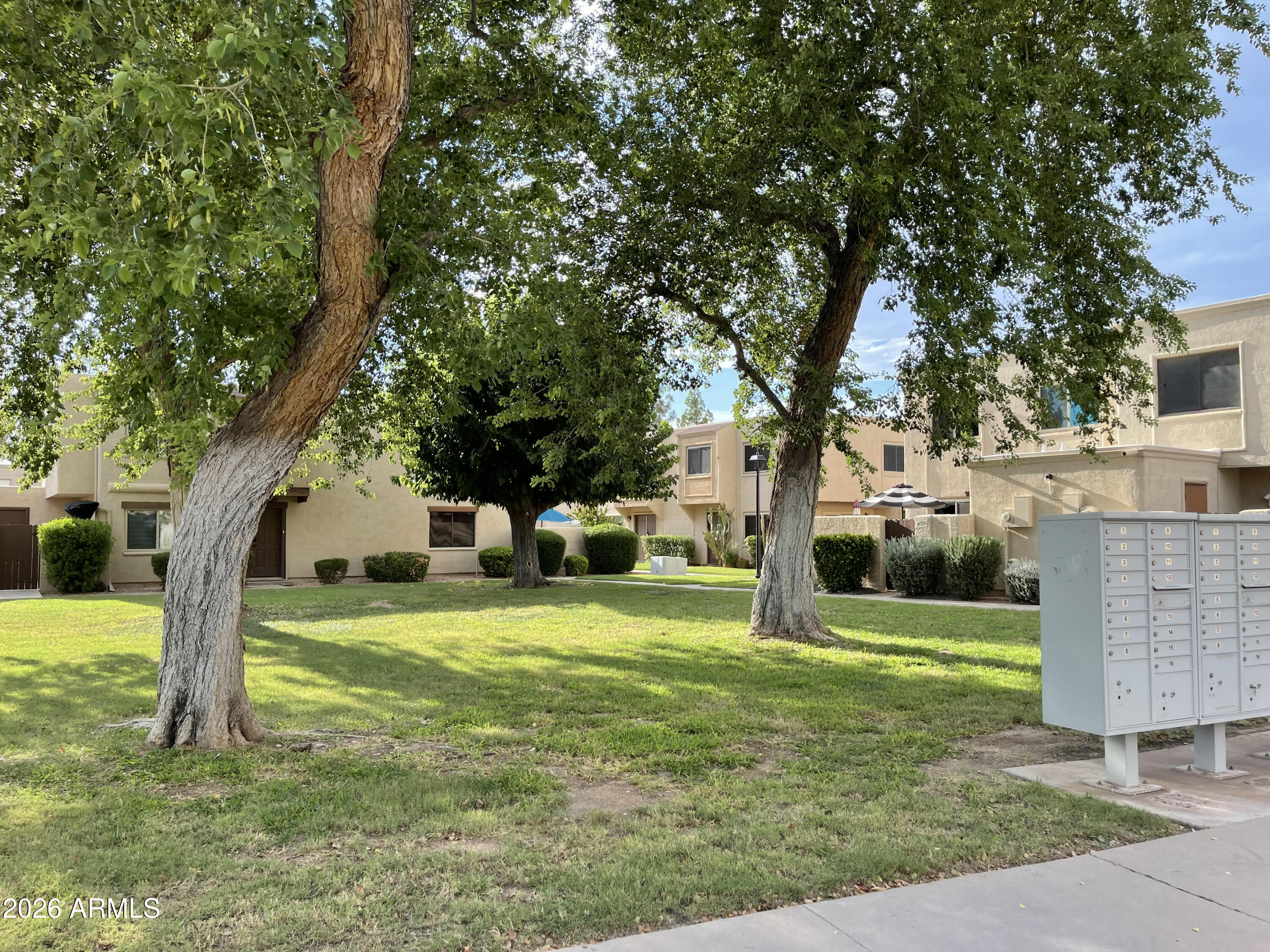 HALLCRAFT VILLAS SCOTTSDALE CONDOMINIUM - Residential Lease