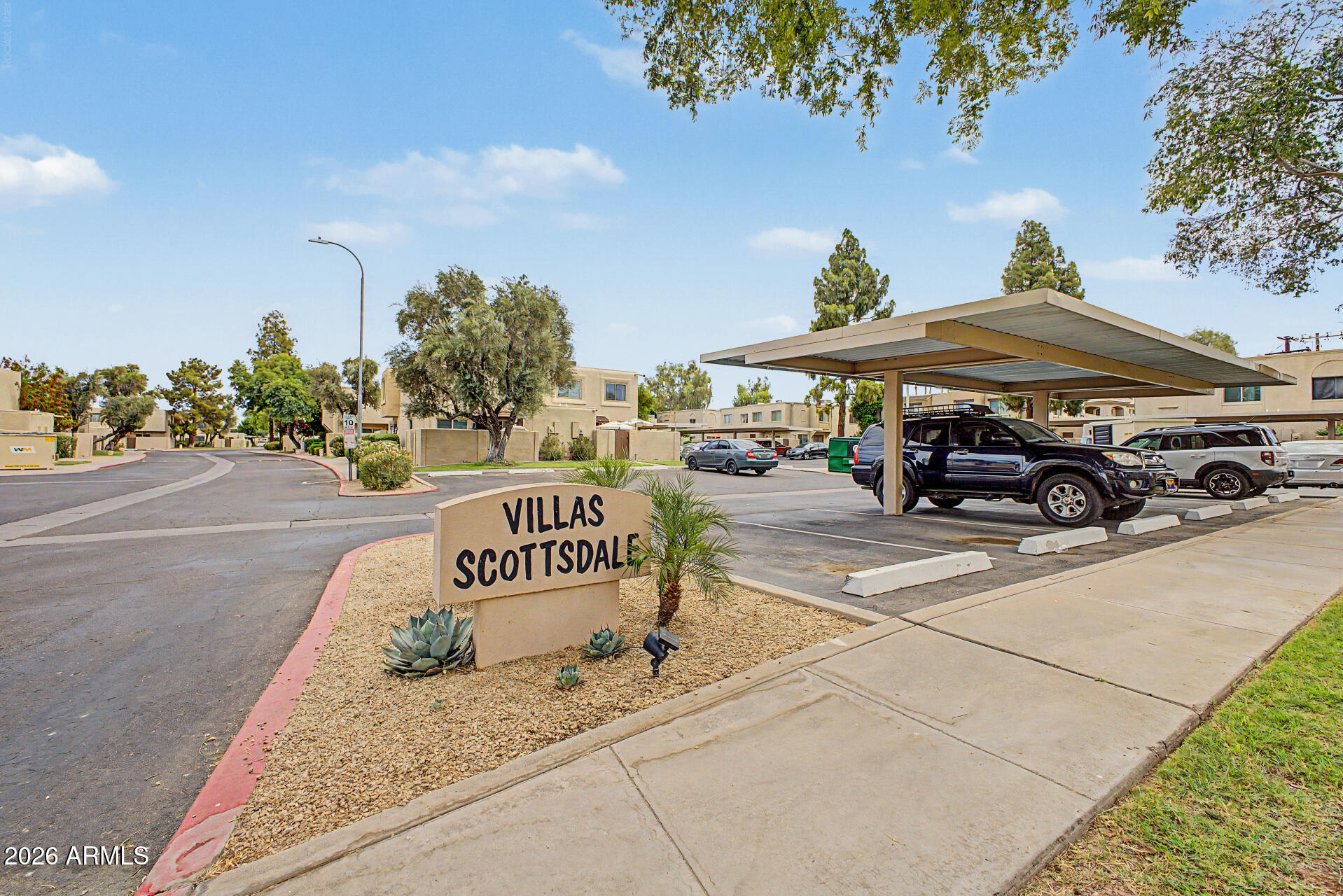 HALLCRAFT VILLAS SCOTTSDALE CONDOMINIUM - Residential Lease