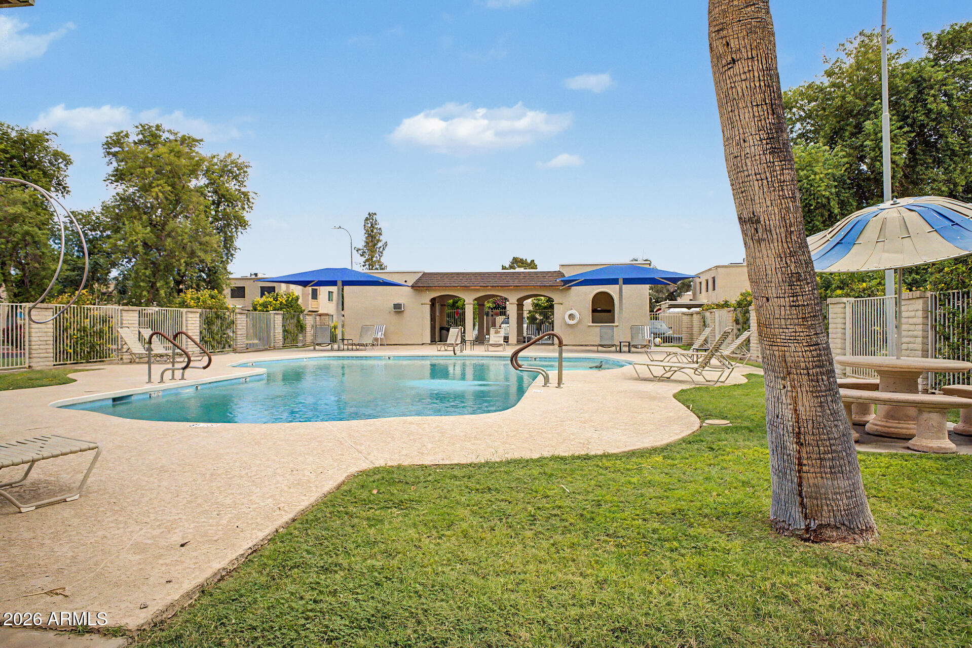 HALLCRAFT VILLAS SCOTTSDALE CONDOMINIUM - Residential Lease