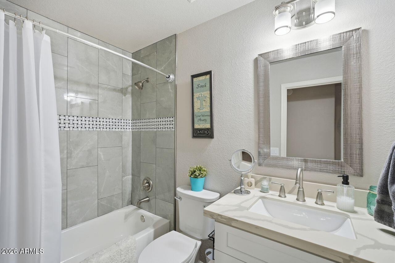 SUN LAKES UNIT THIRTY-TWO A - Residential