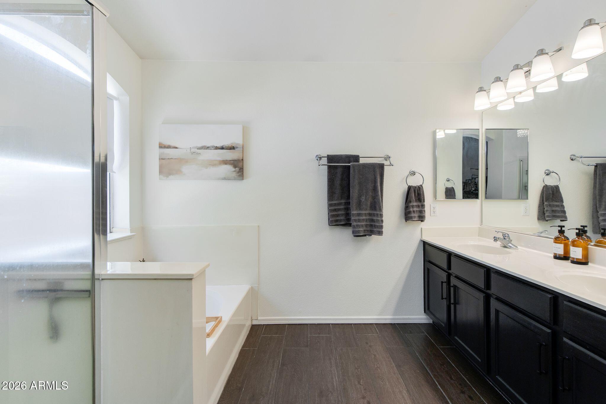 SETTLER'S POINT PARCEL B - Residential
