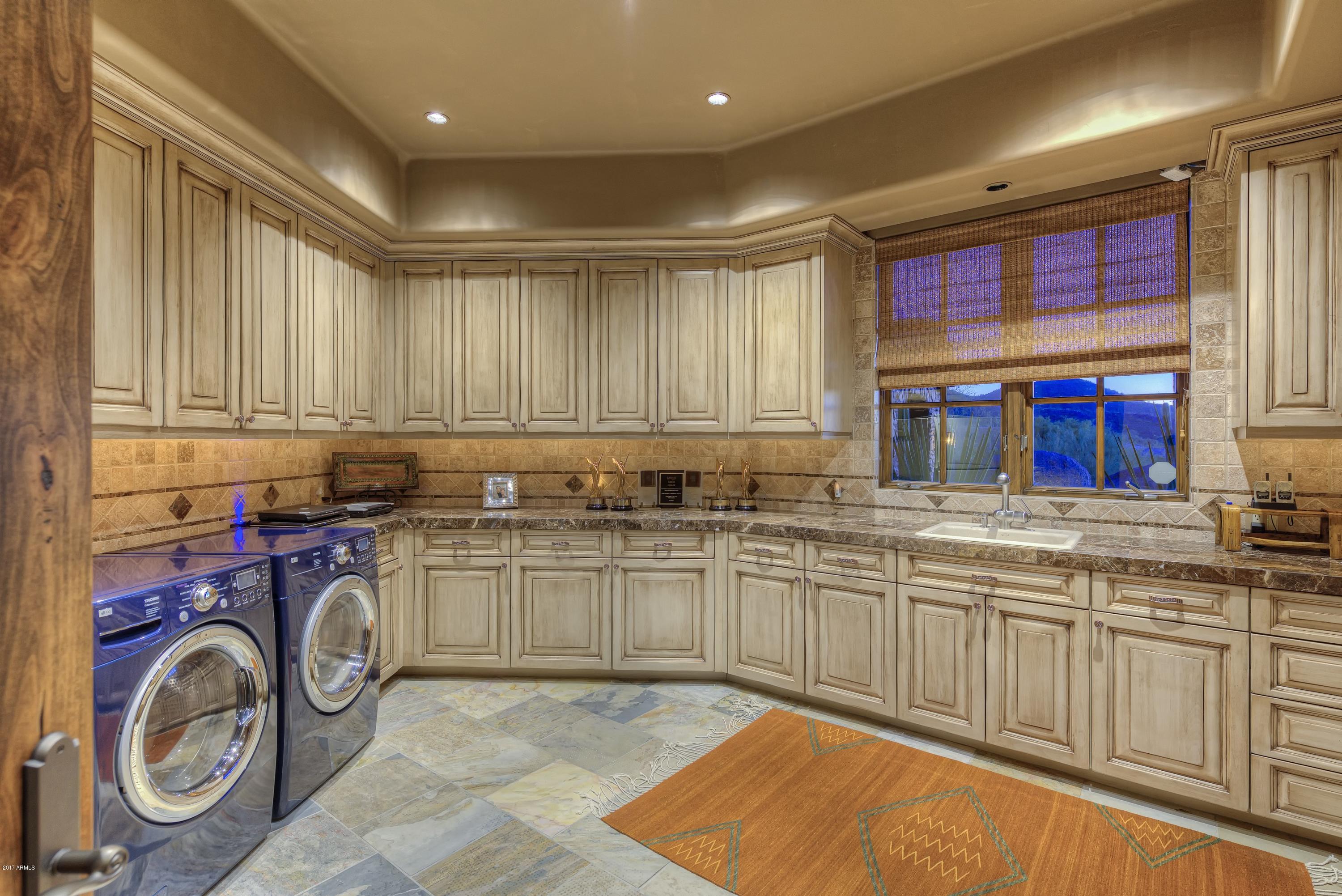 TROON RIDGE ESTATES - Residential