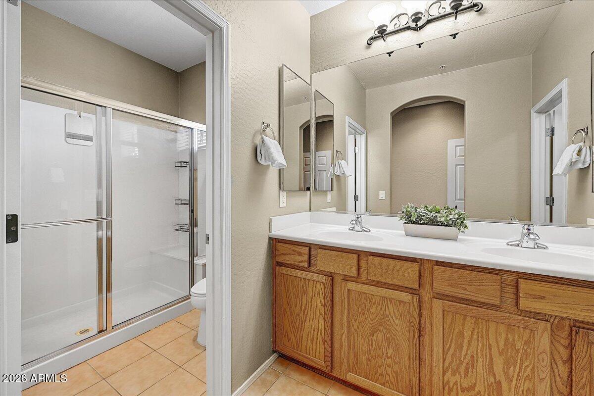 SERENITY VILLAS AT ANTHEM CONDOMINIUM - Residential