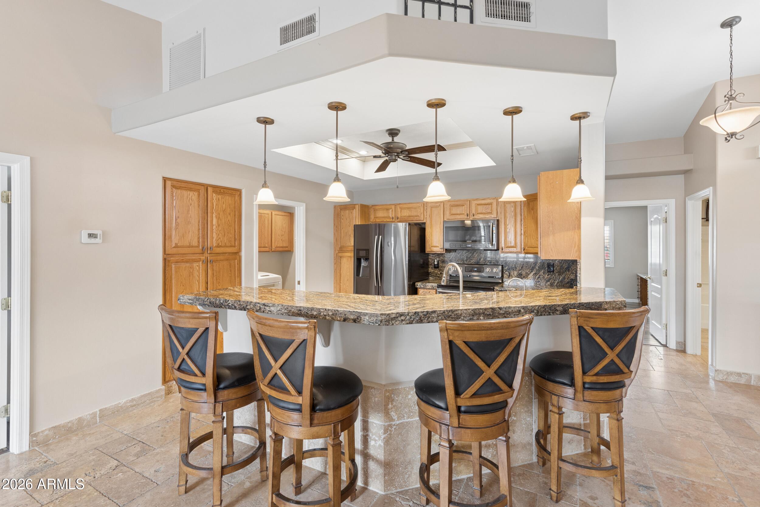 APACHE WELLS 2 UNIT 1 - Residential