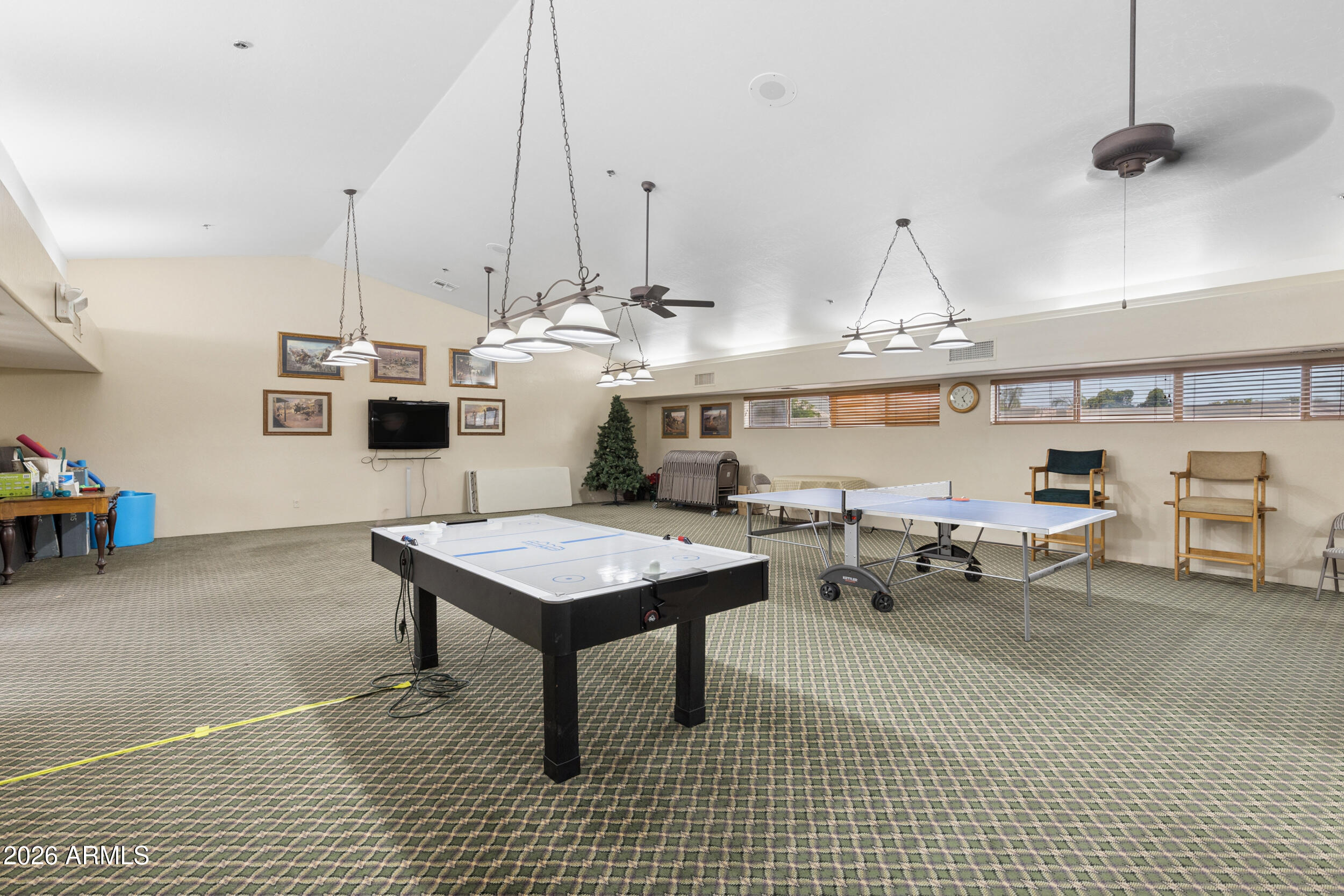 APACHE WELLS 2 UNIT 1 - Residential