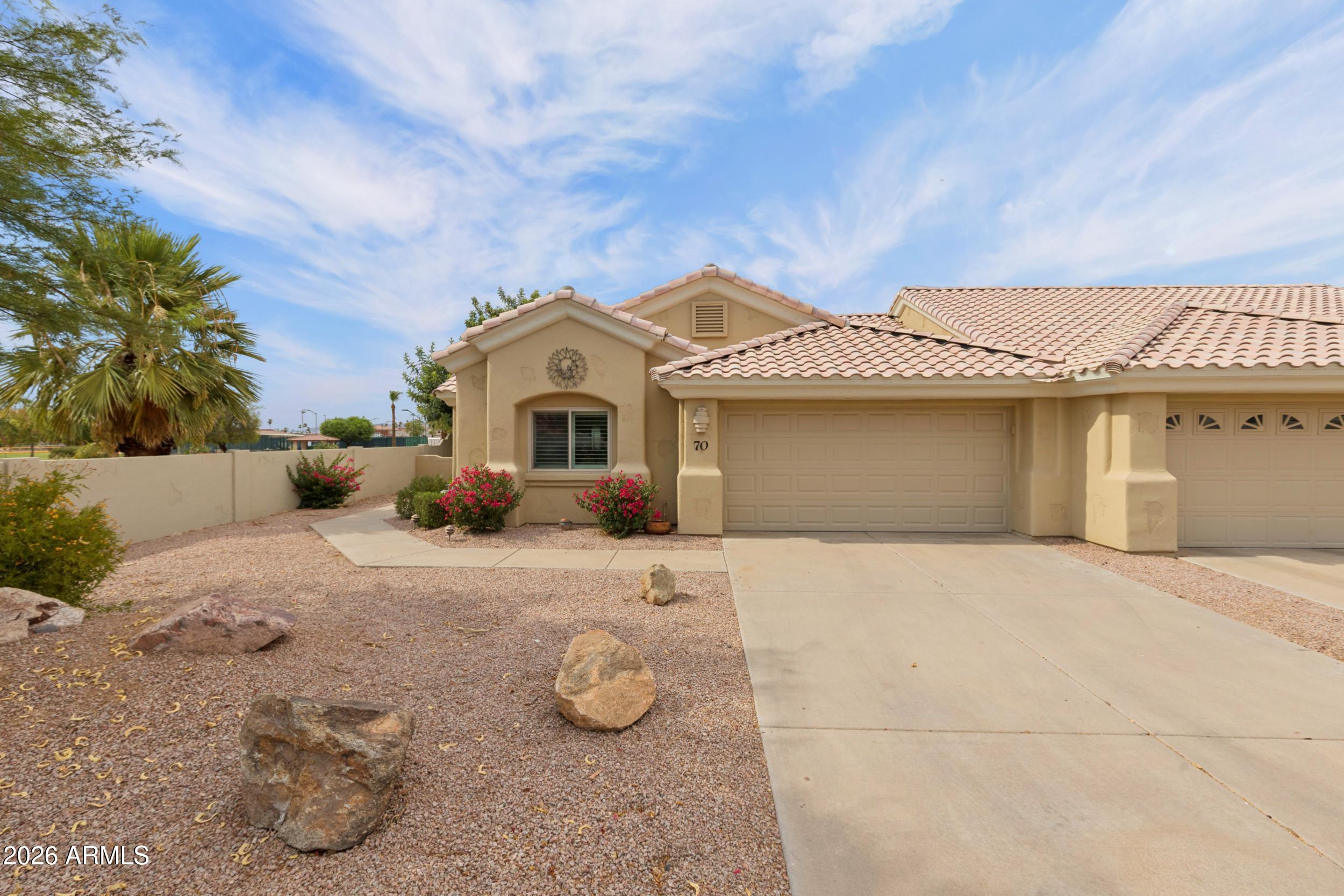 APACHE WELLS 2 UNIT 1 - Residential