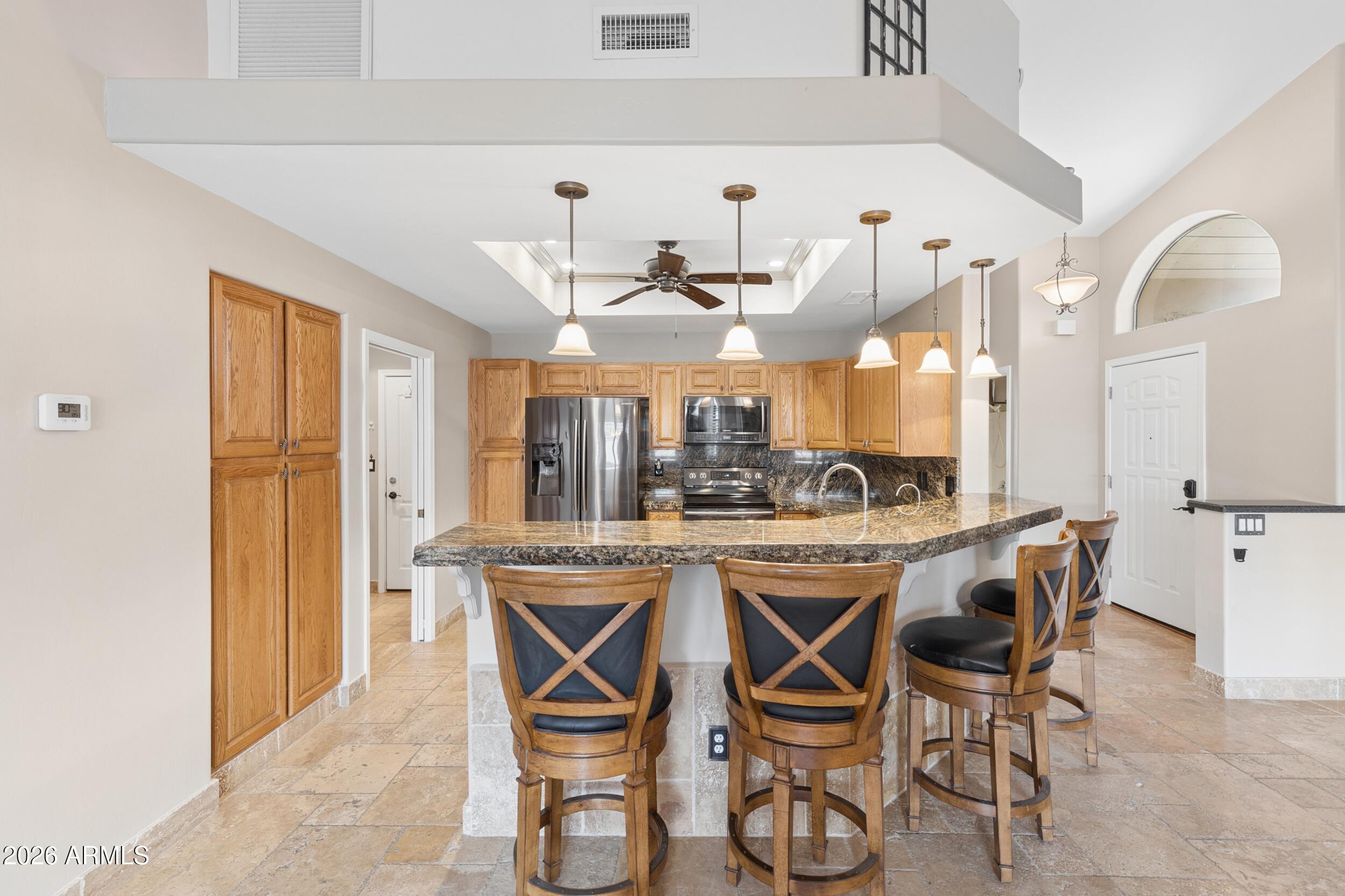 APACHE WELLS 2 UNIT 1 - Residential