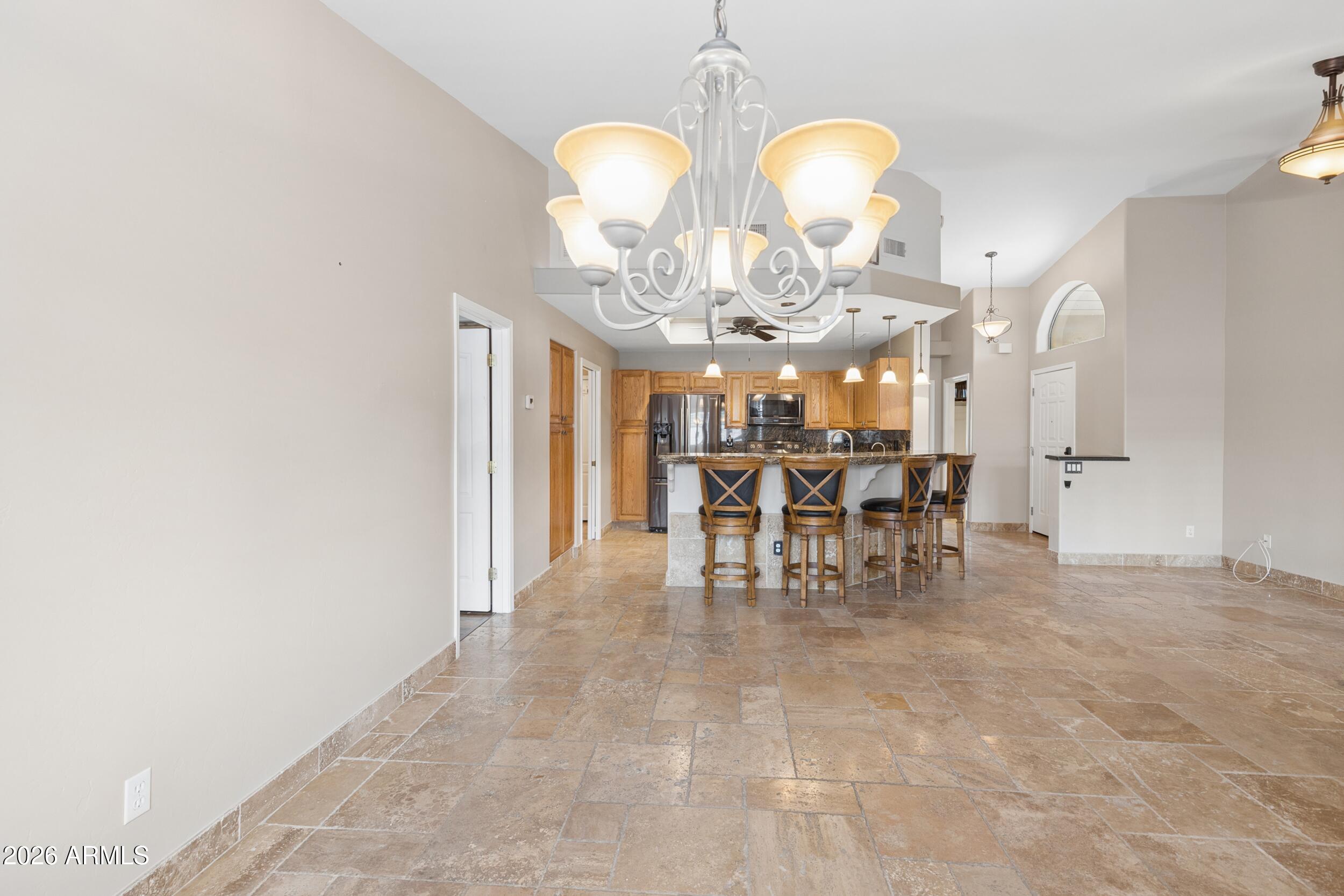 APACHE WELLS 2 UNIT 1 - Residential