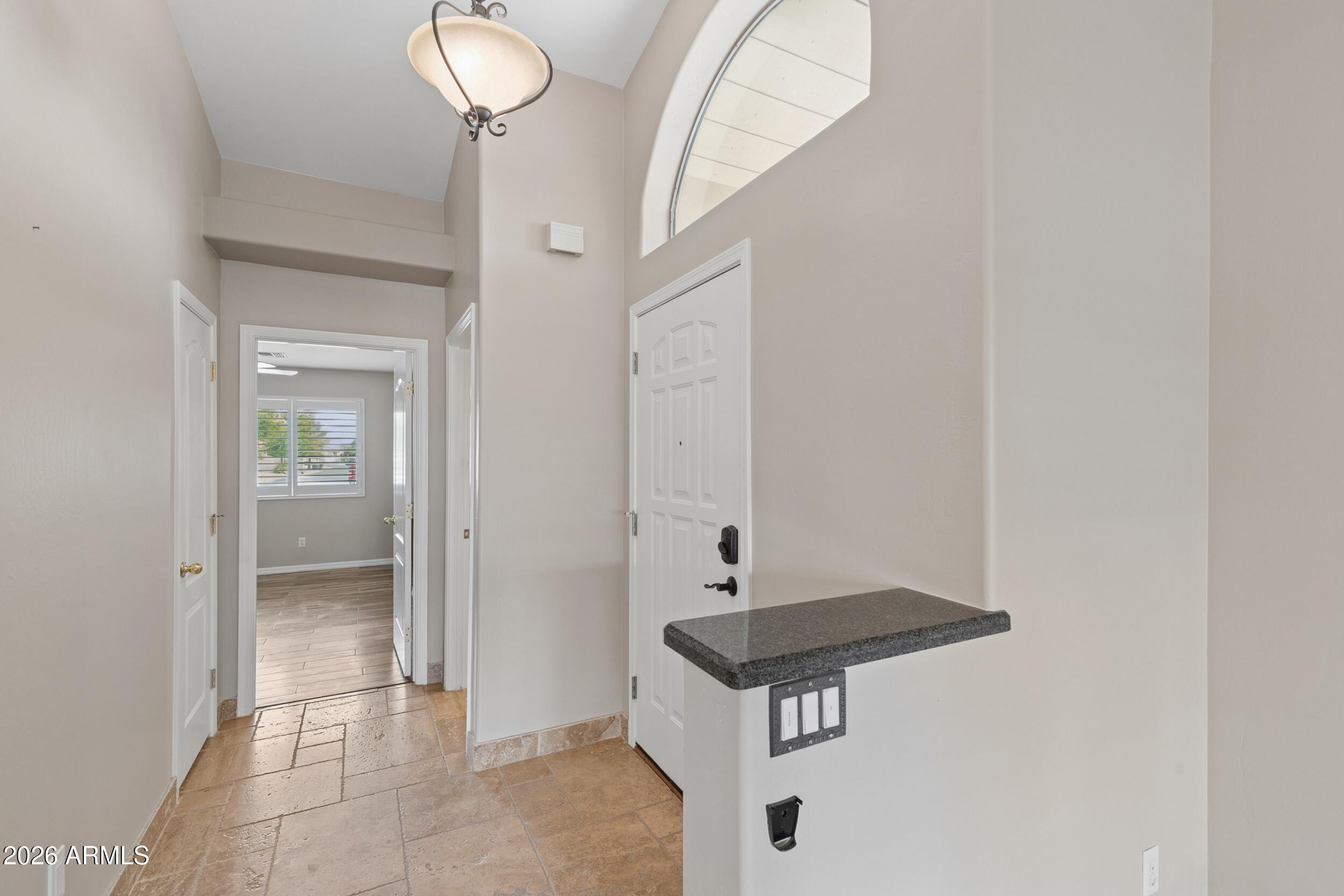 APACHE WELLS 2 UNIT 1 - Residential