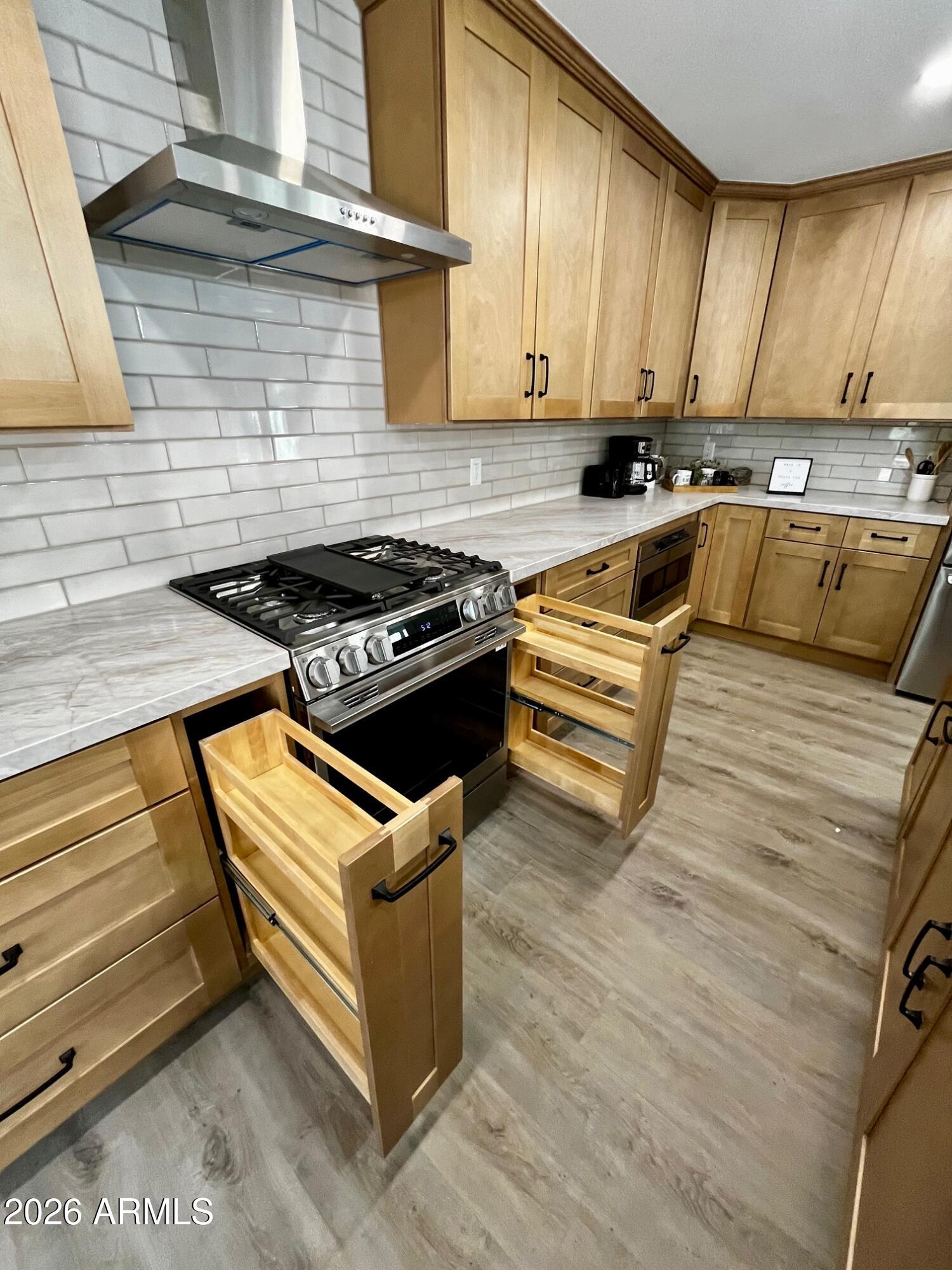 PINETOP LAKES EQUESTRIAN UNIT 1 - Residential