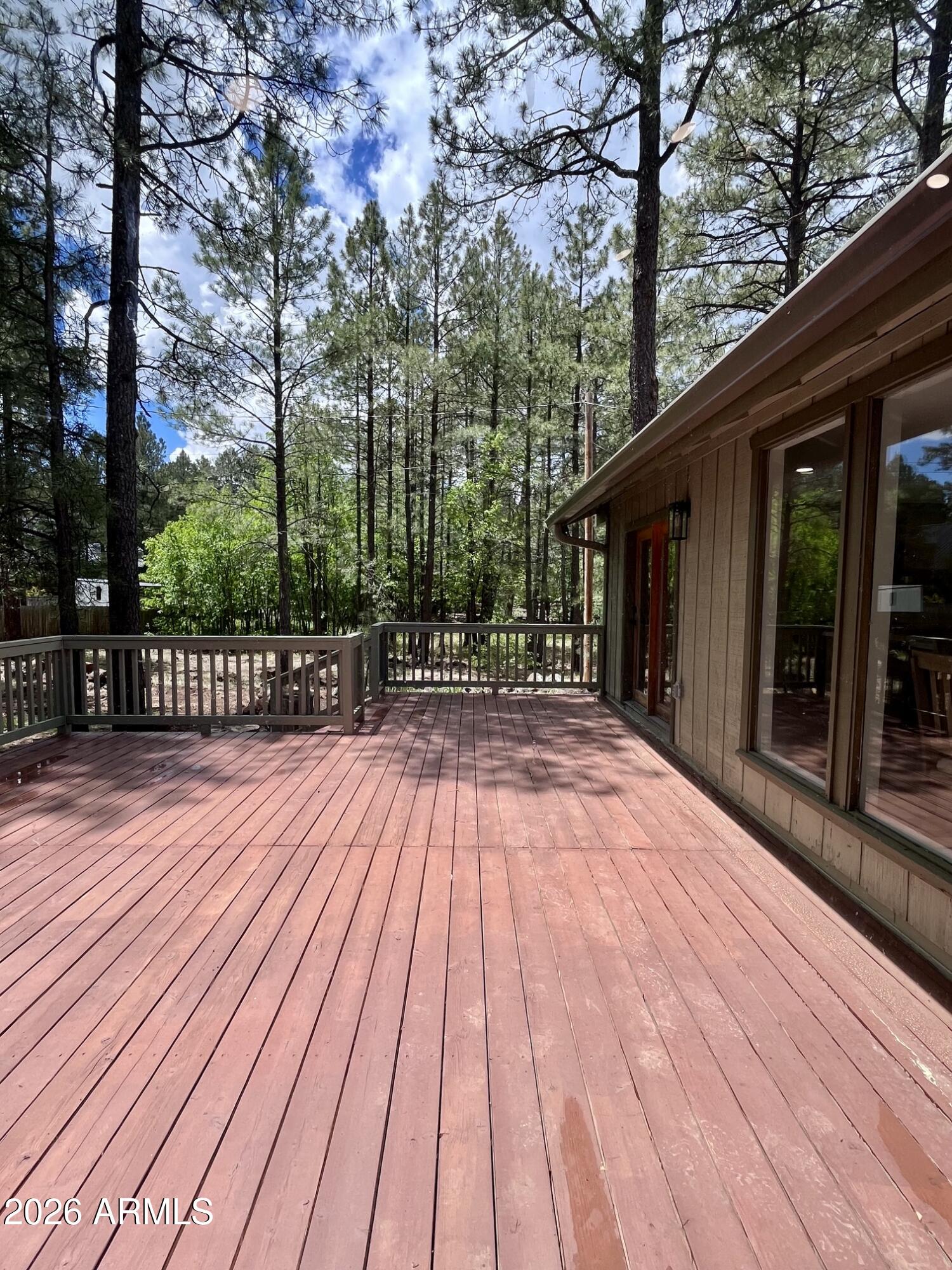 PINETOP LAKES EQUESTRIAN UNIT 1 - Residential