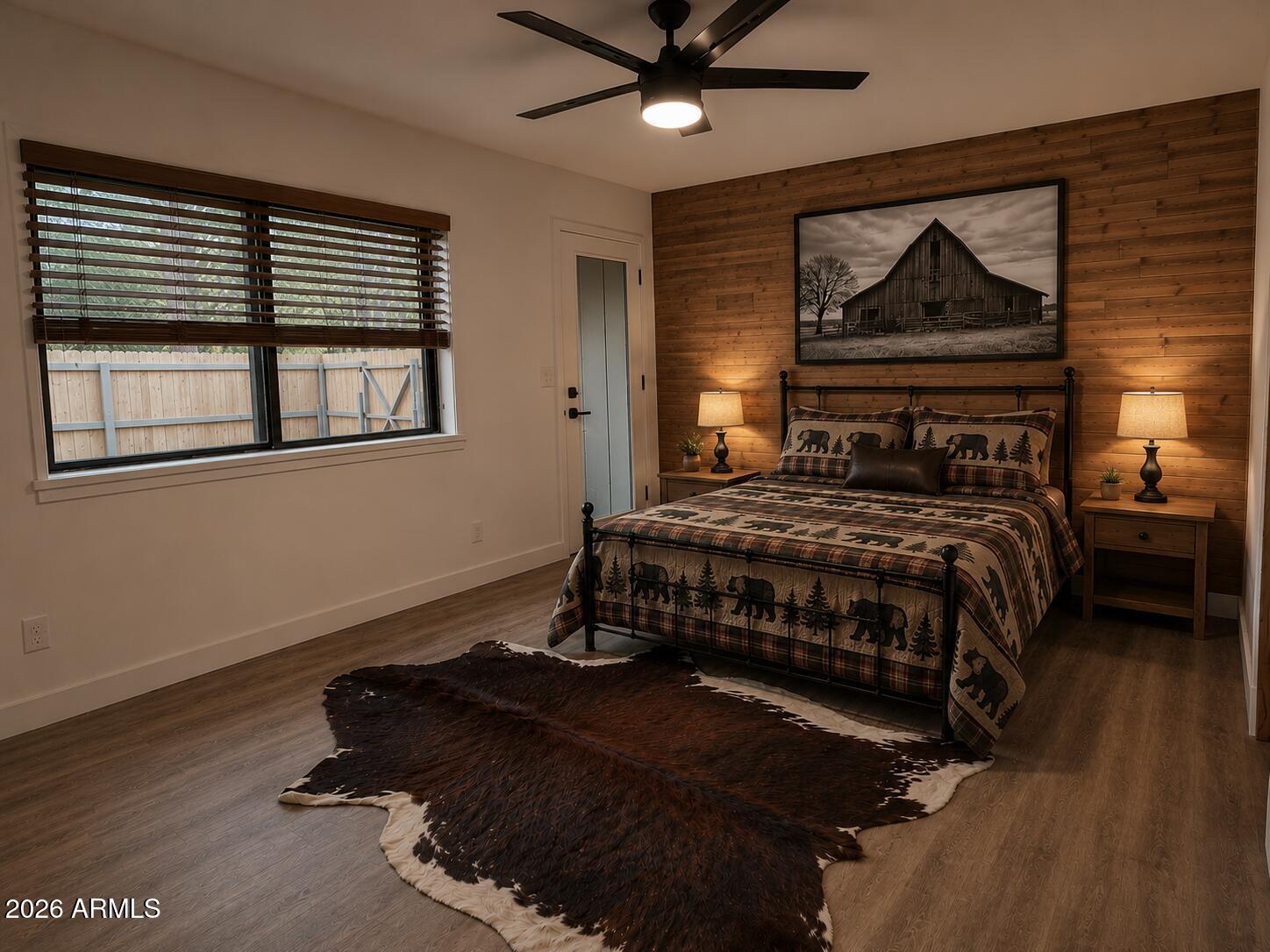 PINETOP LAKES EQUESTRIAN UNIT 1 - Residential