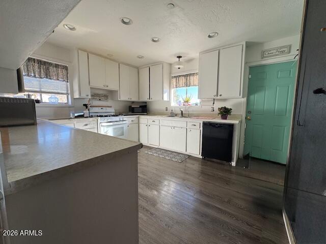 FREEWAY ACRES - Residential