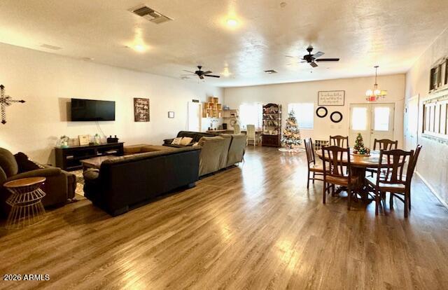FREEWAY ACRES - Residential