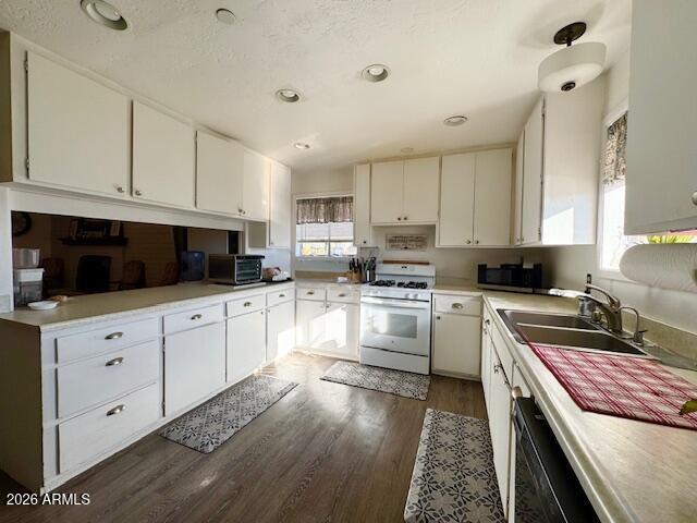 FREEWAY ACRES - Residential