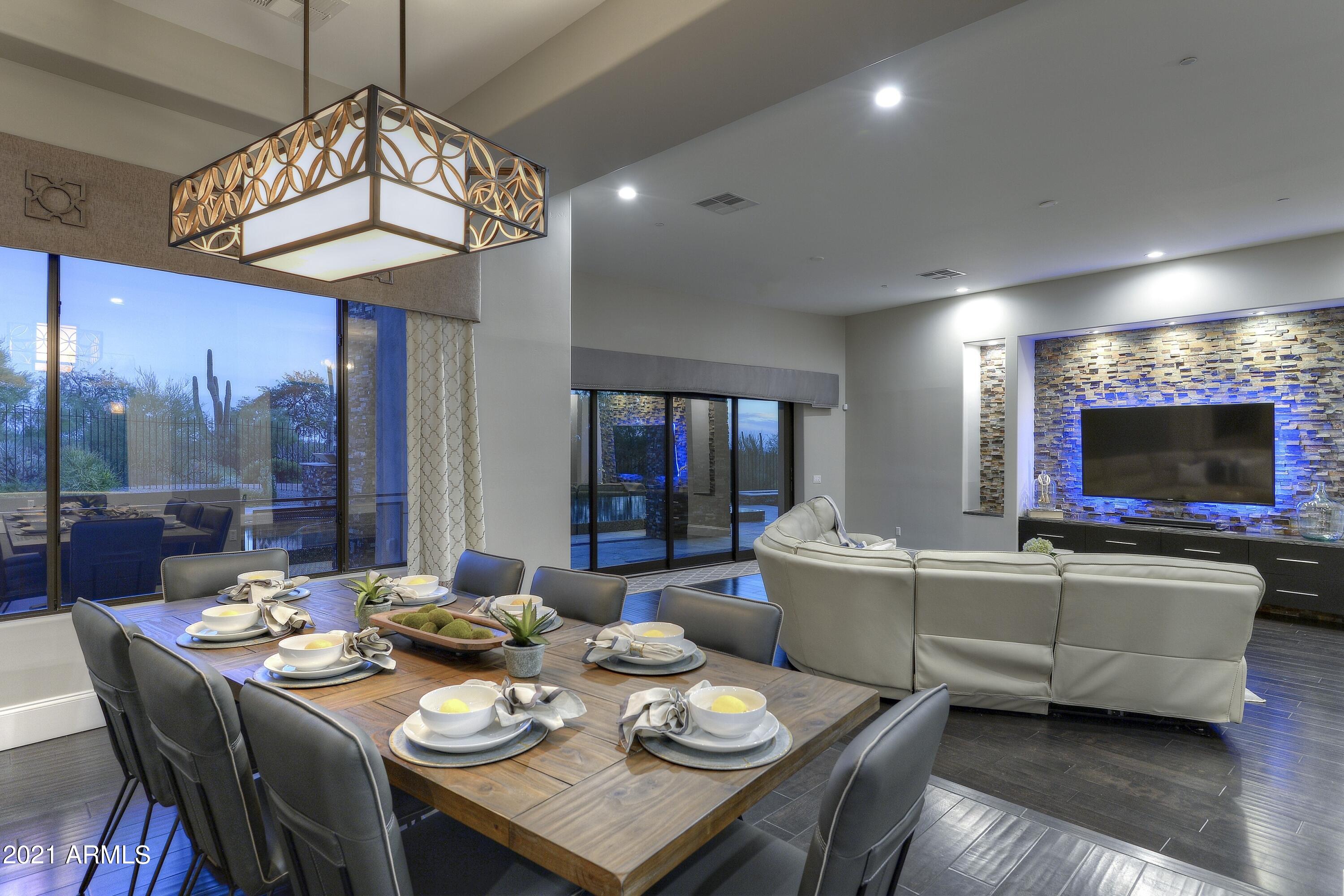 DESERT MOUNTAIN - Residential