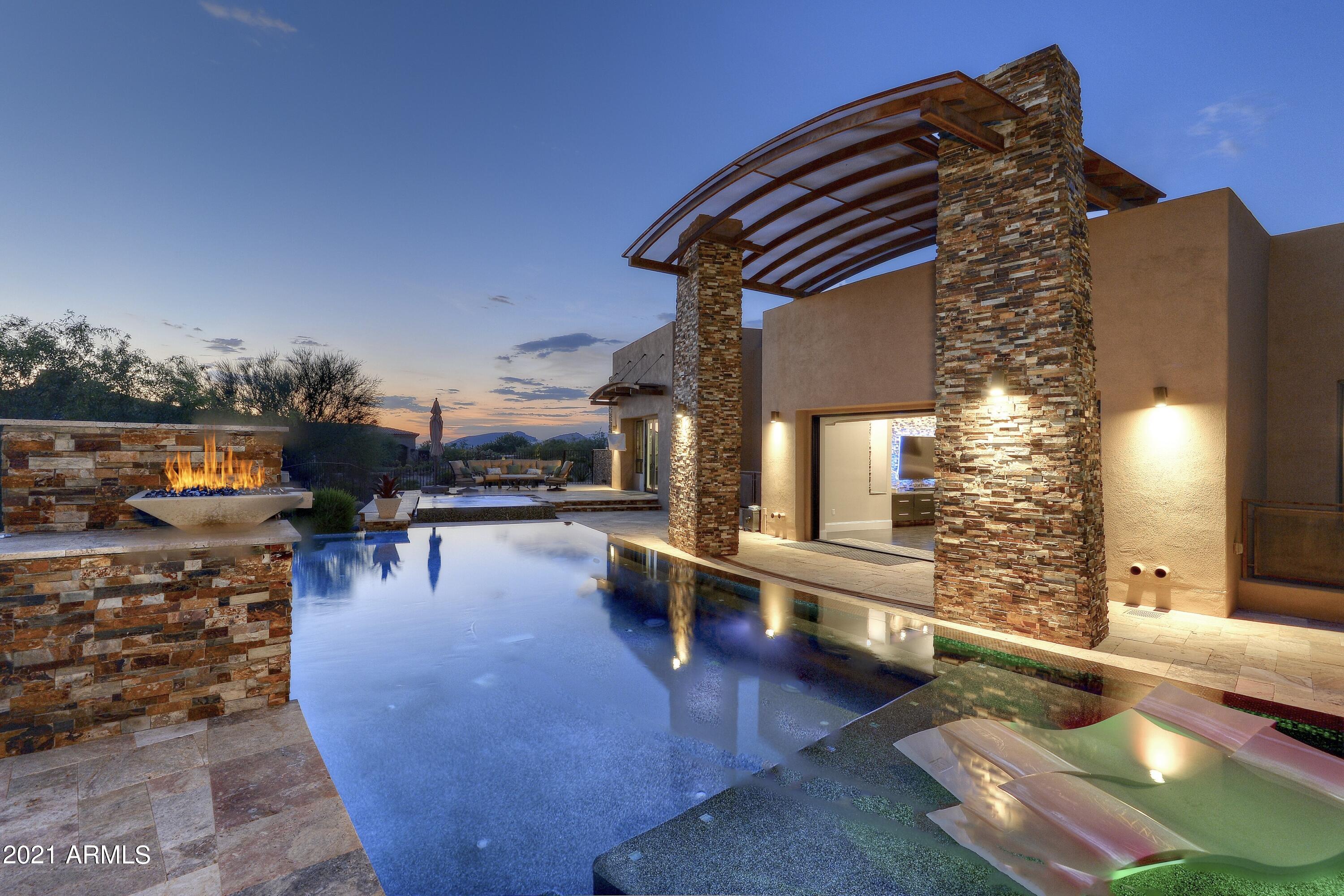 DESERT MOUNTAIN - Residential