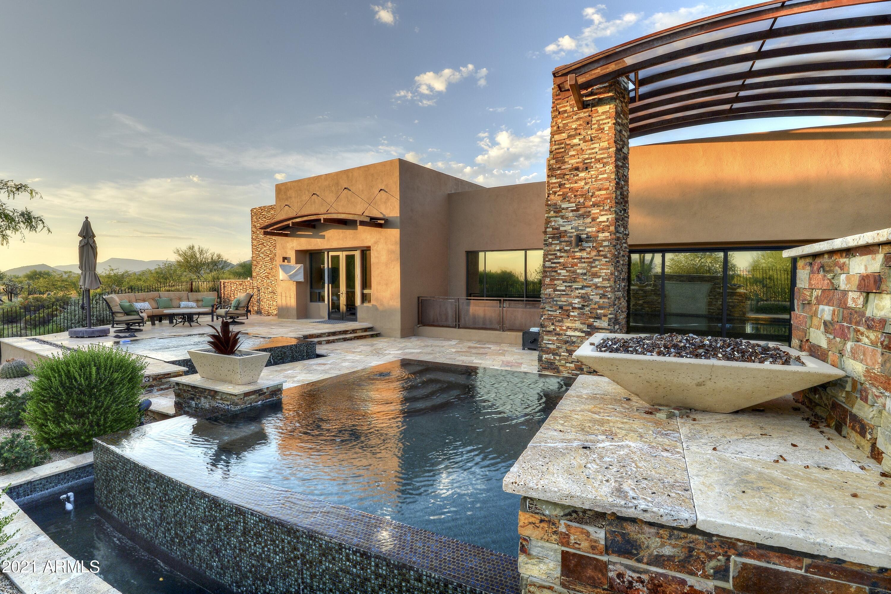 DESERT MOUNTAIN - Residential