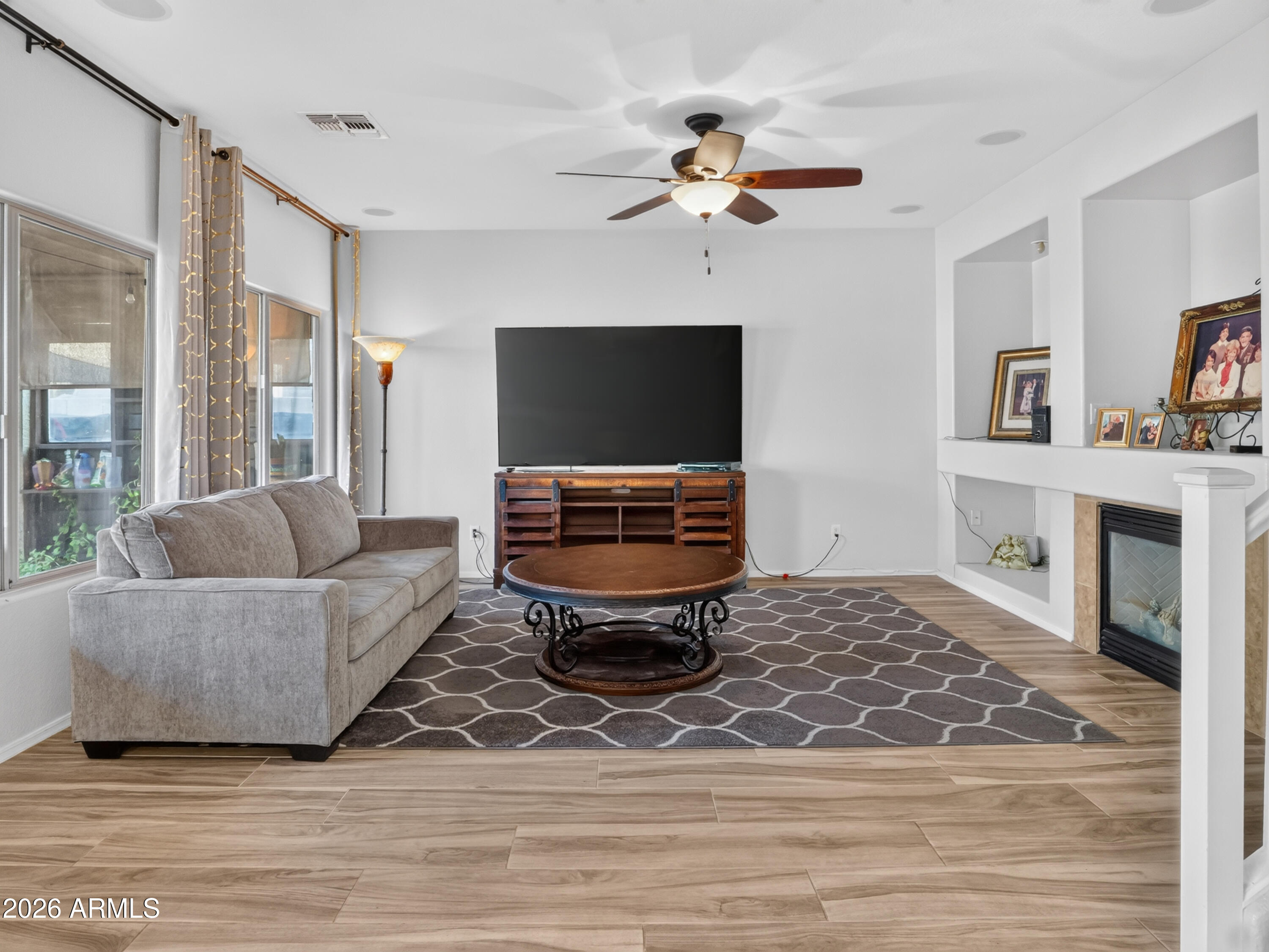 Royal Ranch - Residential