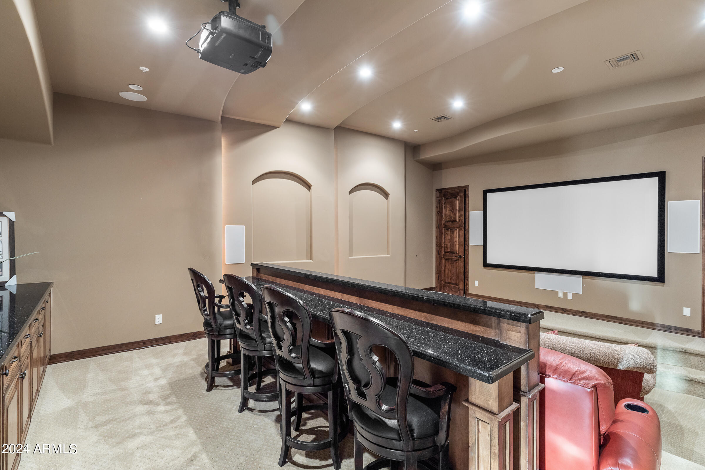 DIAMOND POINT AT LAS SENDAS MOUNTAIN - Residential