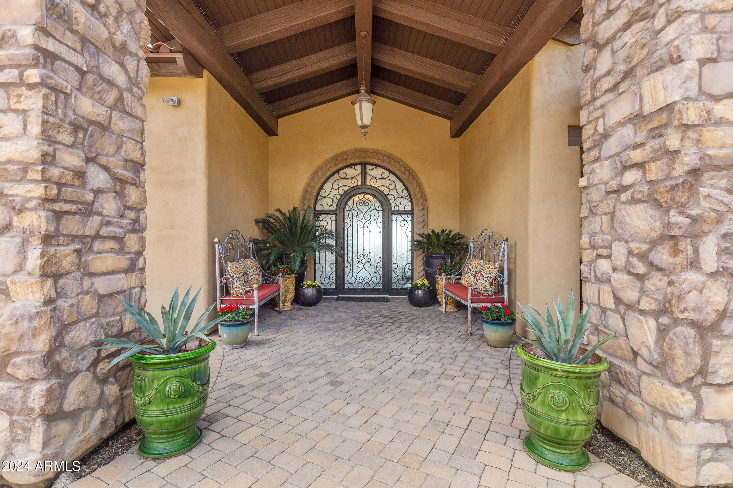DIAMOND POINT AT LAS SENDAS MOUNTAIN - Residential