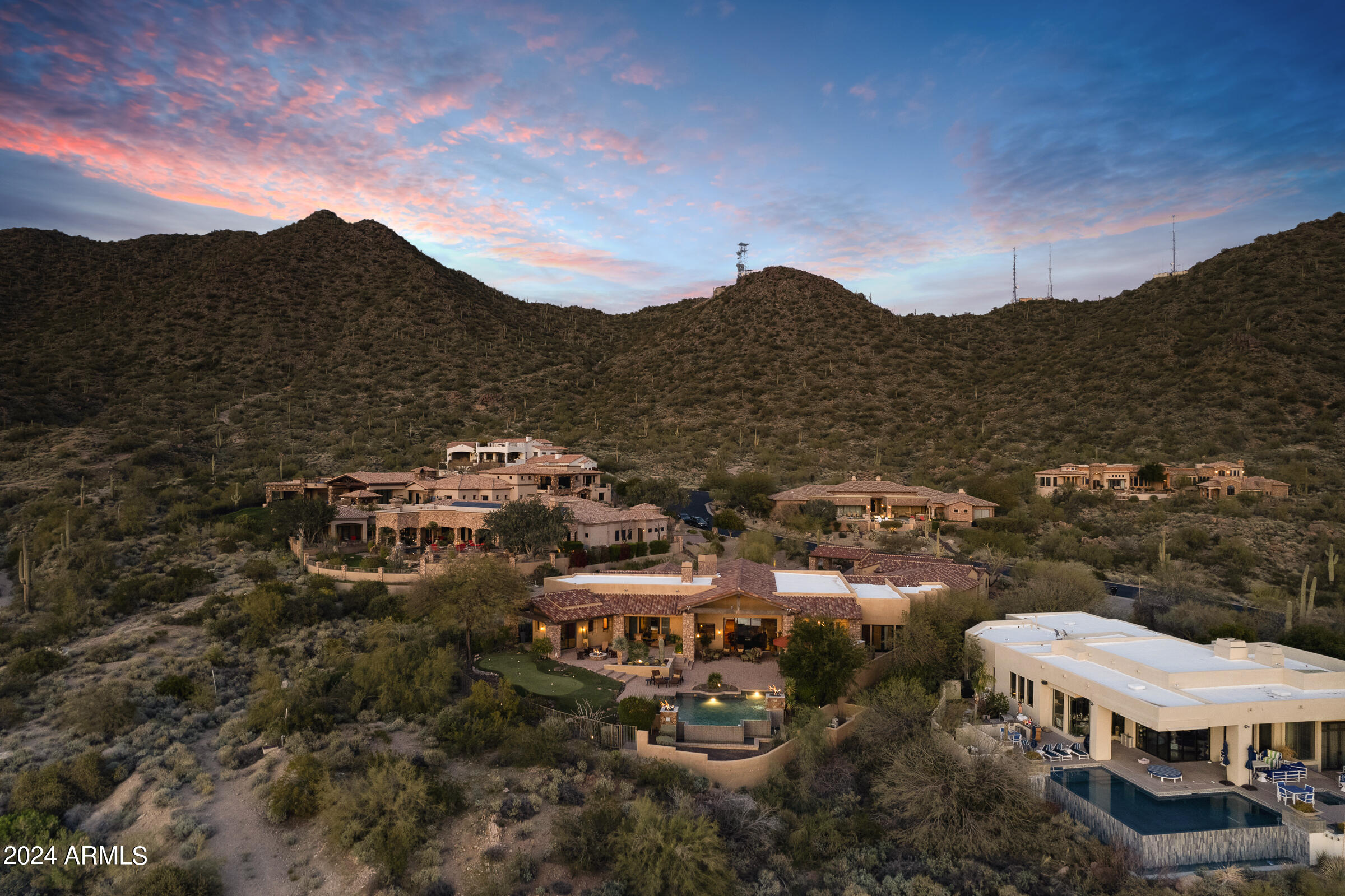 DIAMOND POINT AT LAS SENDAS MOUNTAIN - Residential
