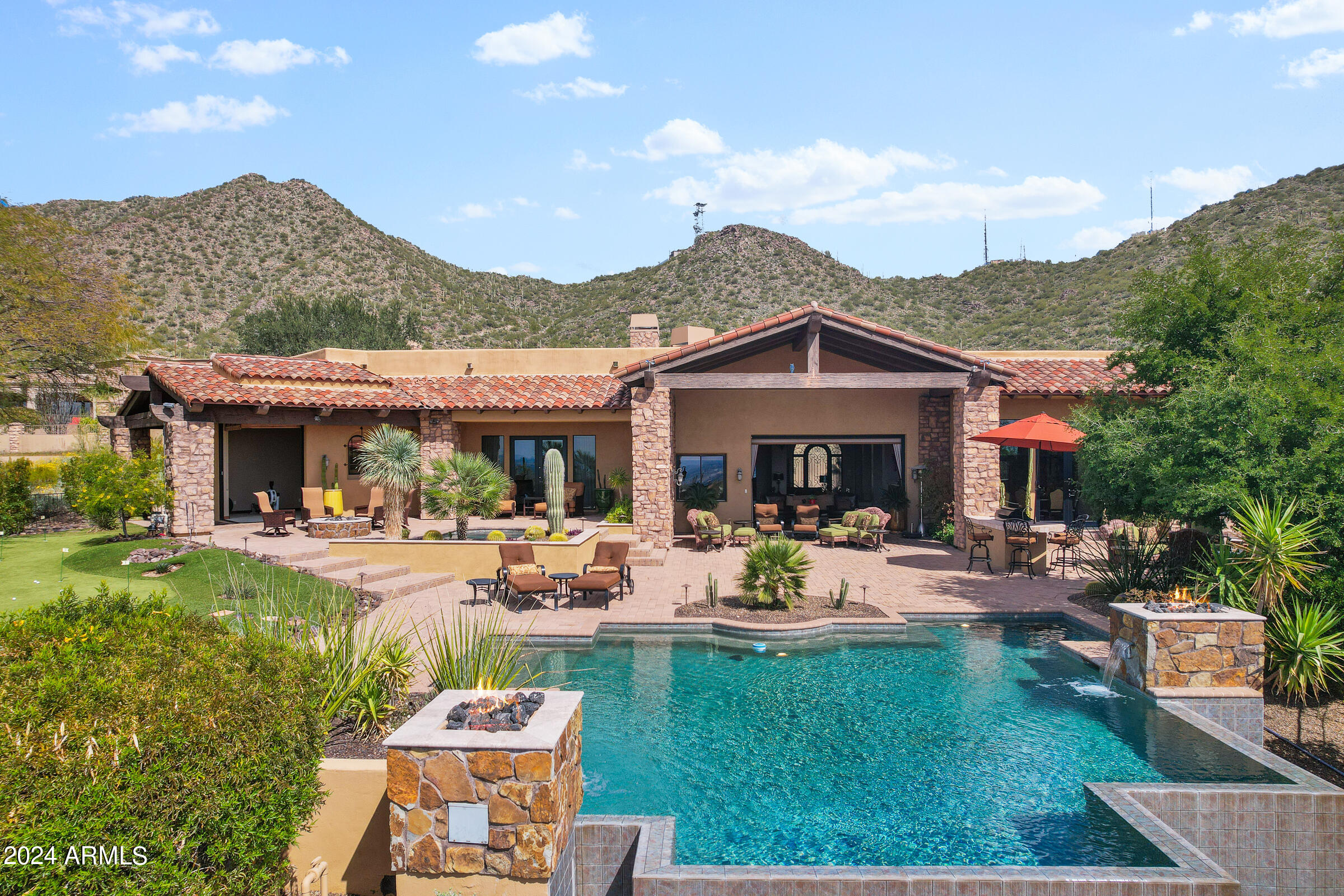 DIAMOND POINT AT LAS SENDAS MOUNTAIN - Residential