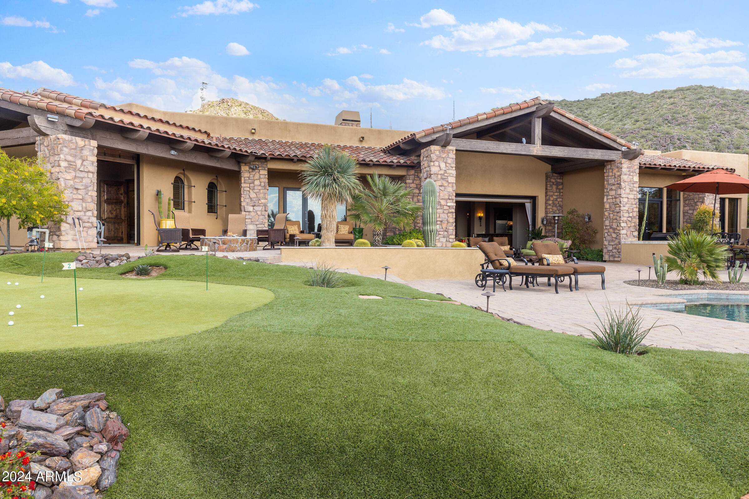 DIAMOND POINT AT LAS SENDAS MOUNTAIN - Residential