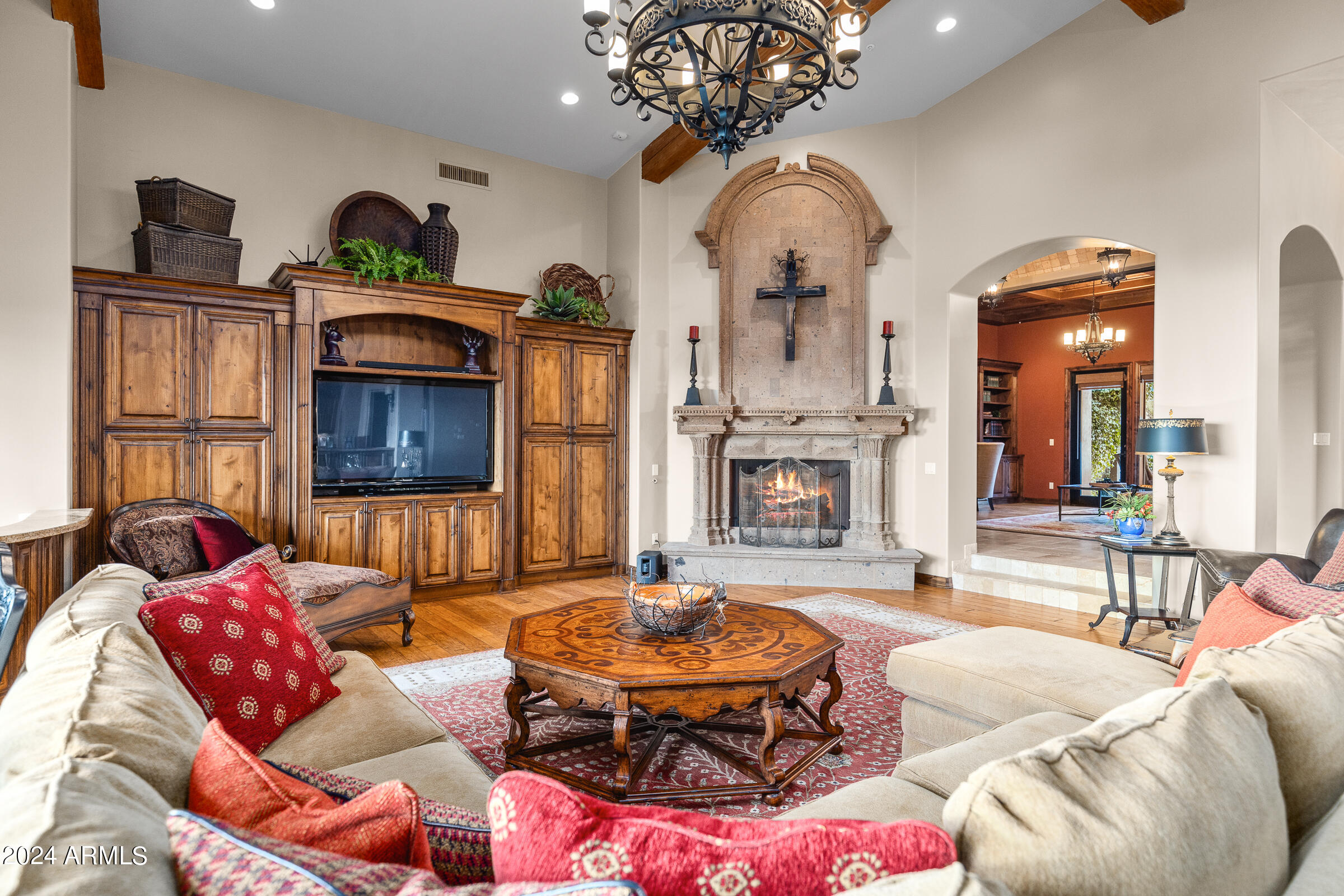 DIAMOND POINT AT LAS SENDAS MOUNTAIN - Residential