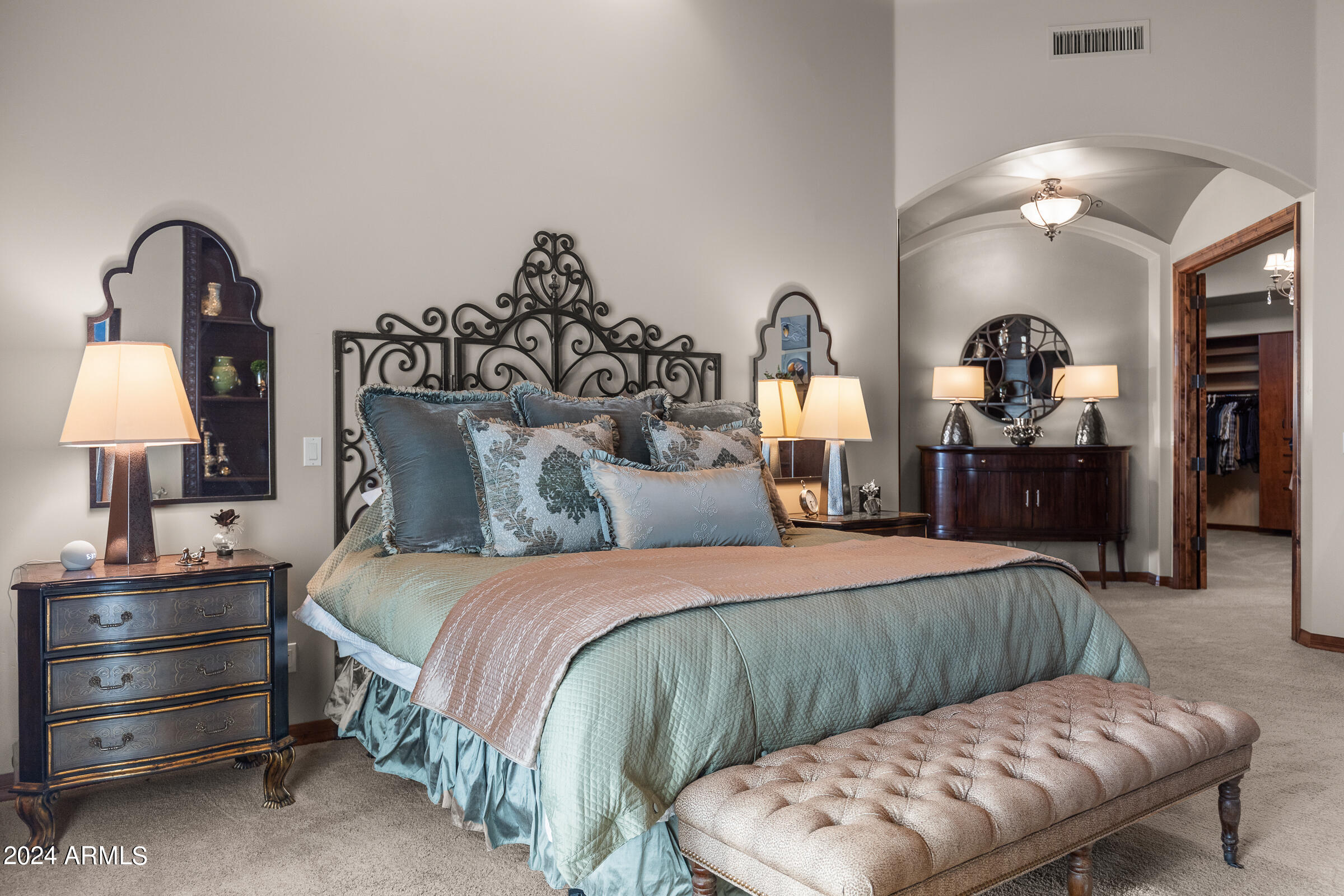DIAMOND POINT AT LAS SENDAS MOUNTAIN - Residential