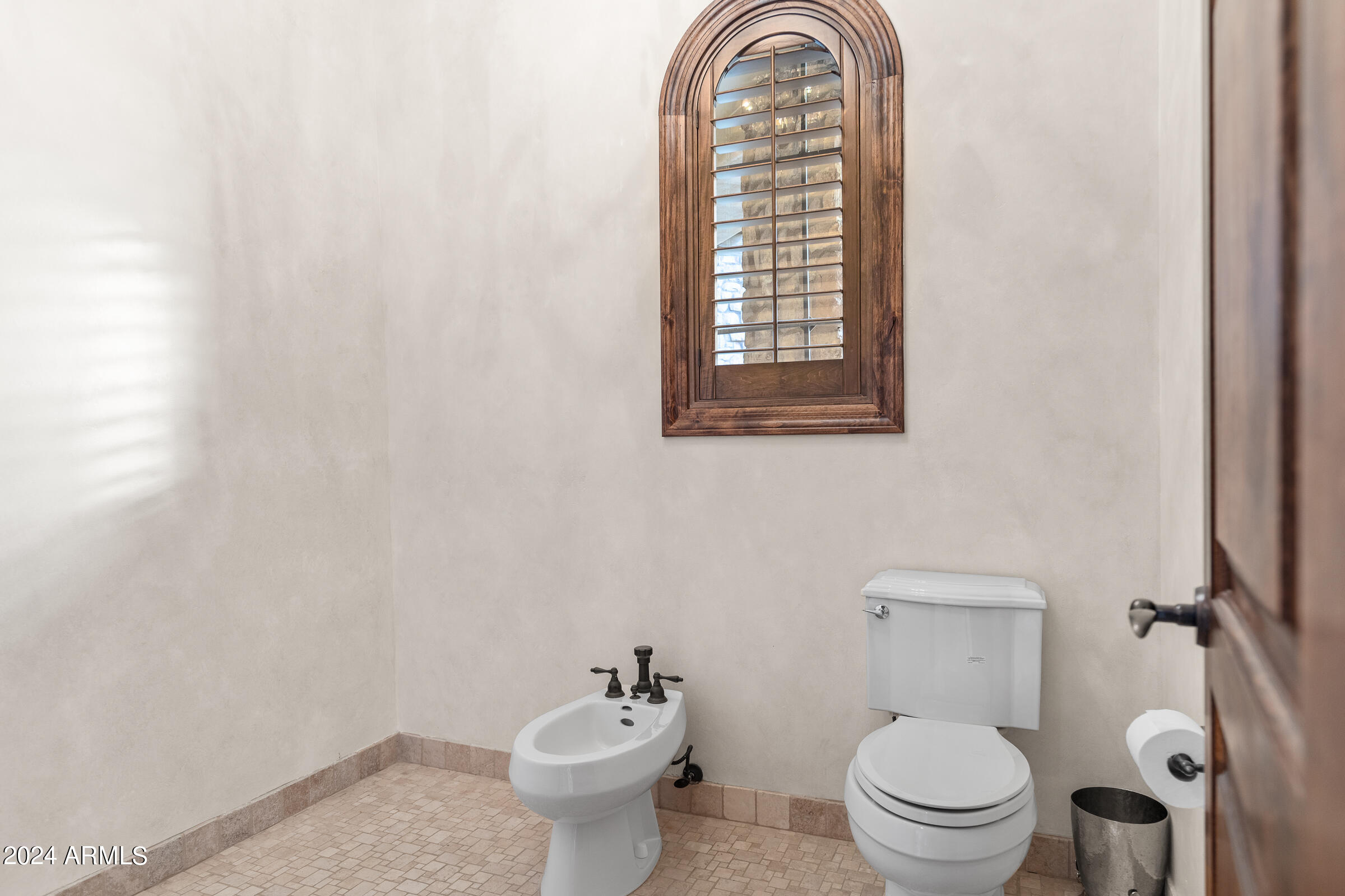 DIAMOND POINT AT LAS SENDAS MOUNTAIN - Residential