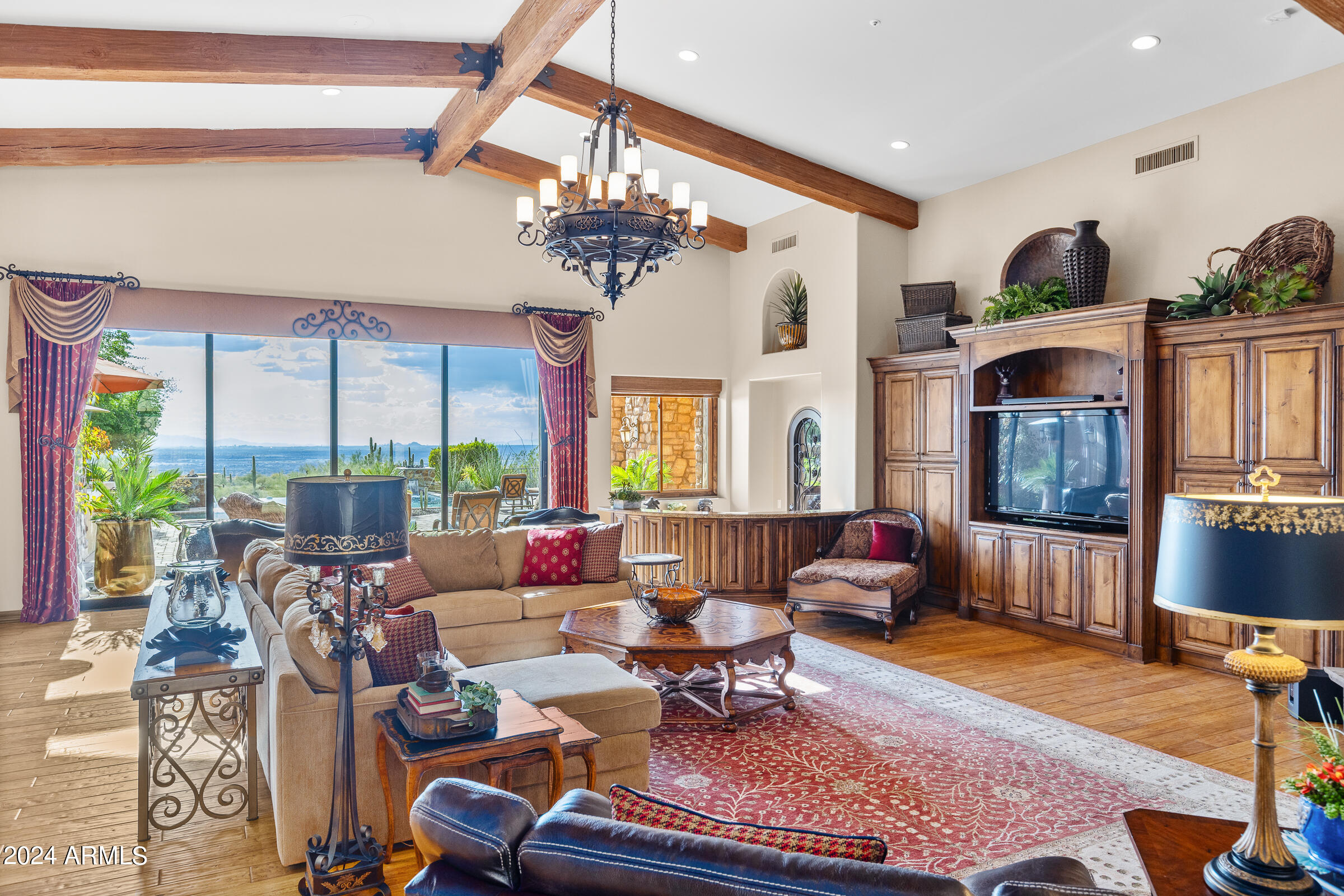 DIAMOND POINT AT LAS SENDAS MOUNTAIN - Residential