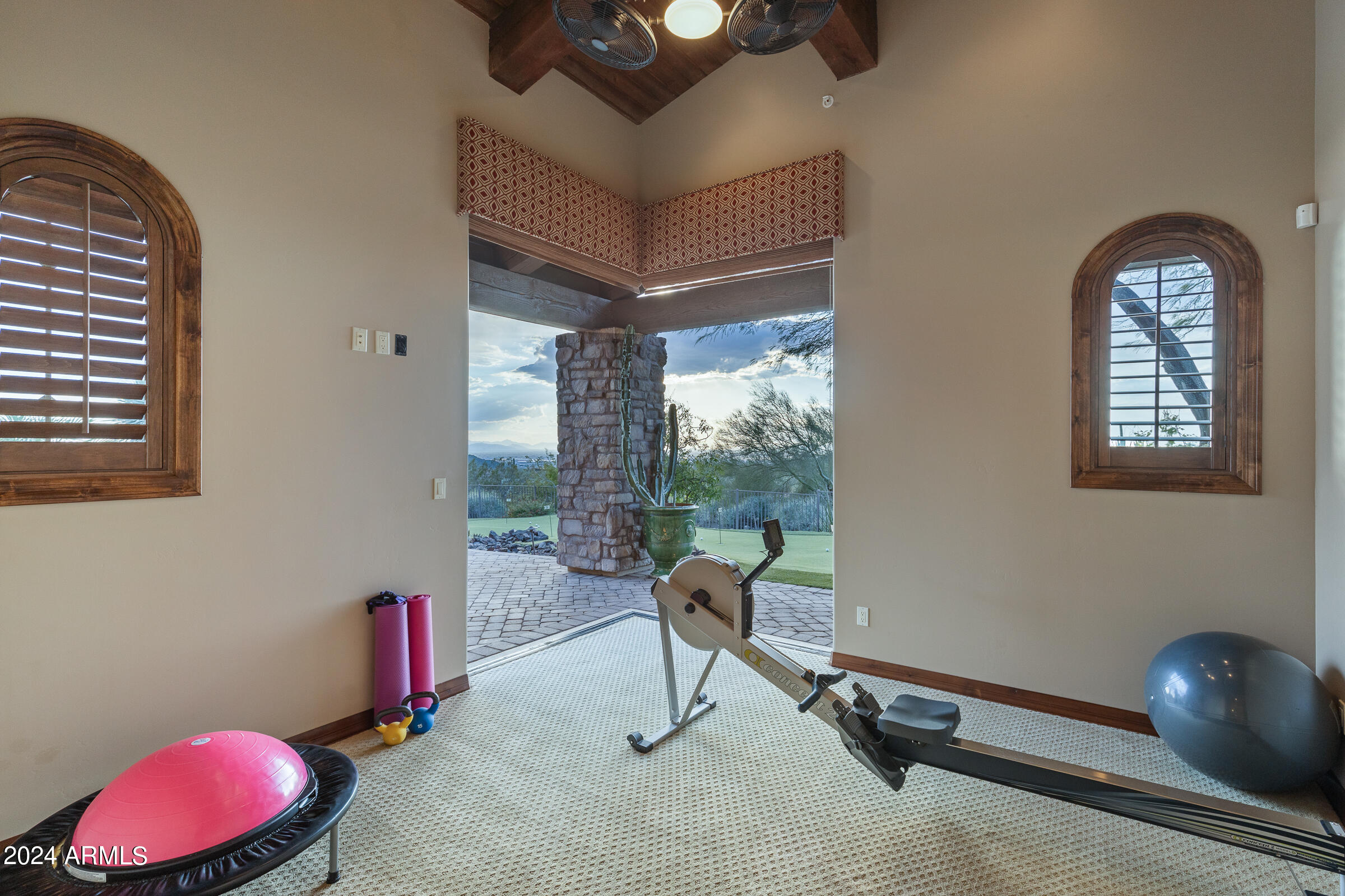 DIAMOND POINT AT LAS SENDAS MOUNTAIN - Residential