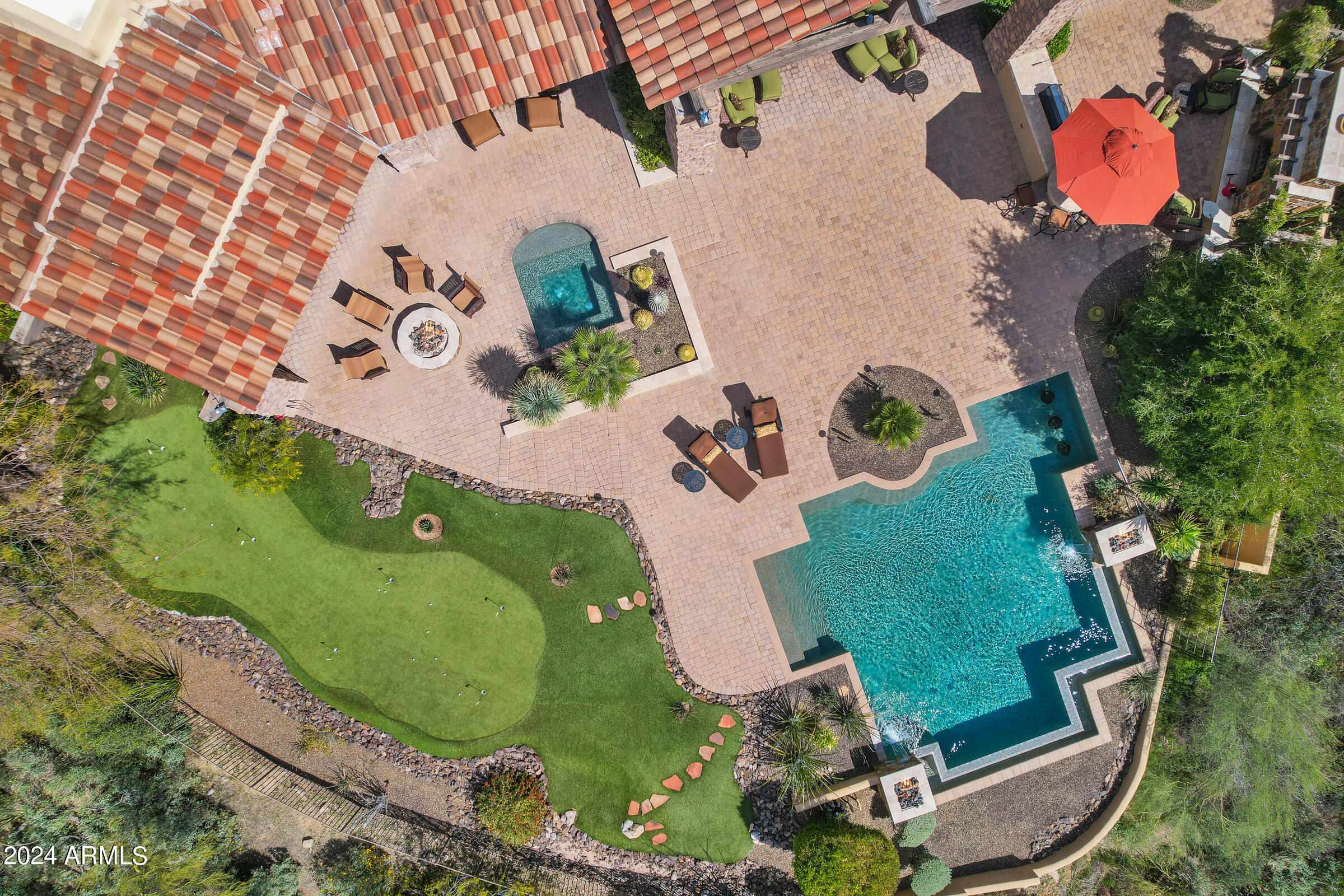 DIAMOND POINT AT LAS SENDAS MOUNTAIN - Residential