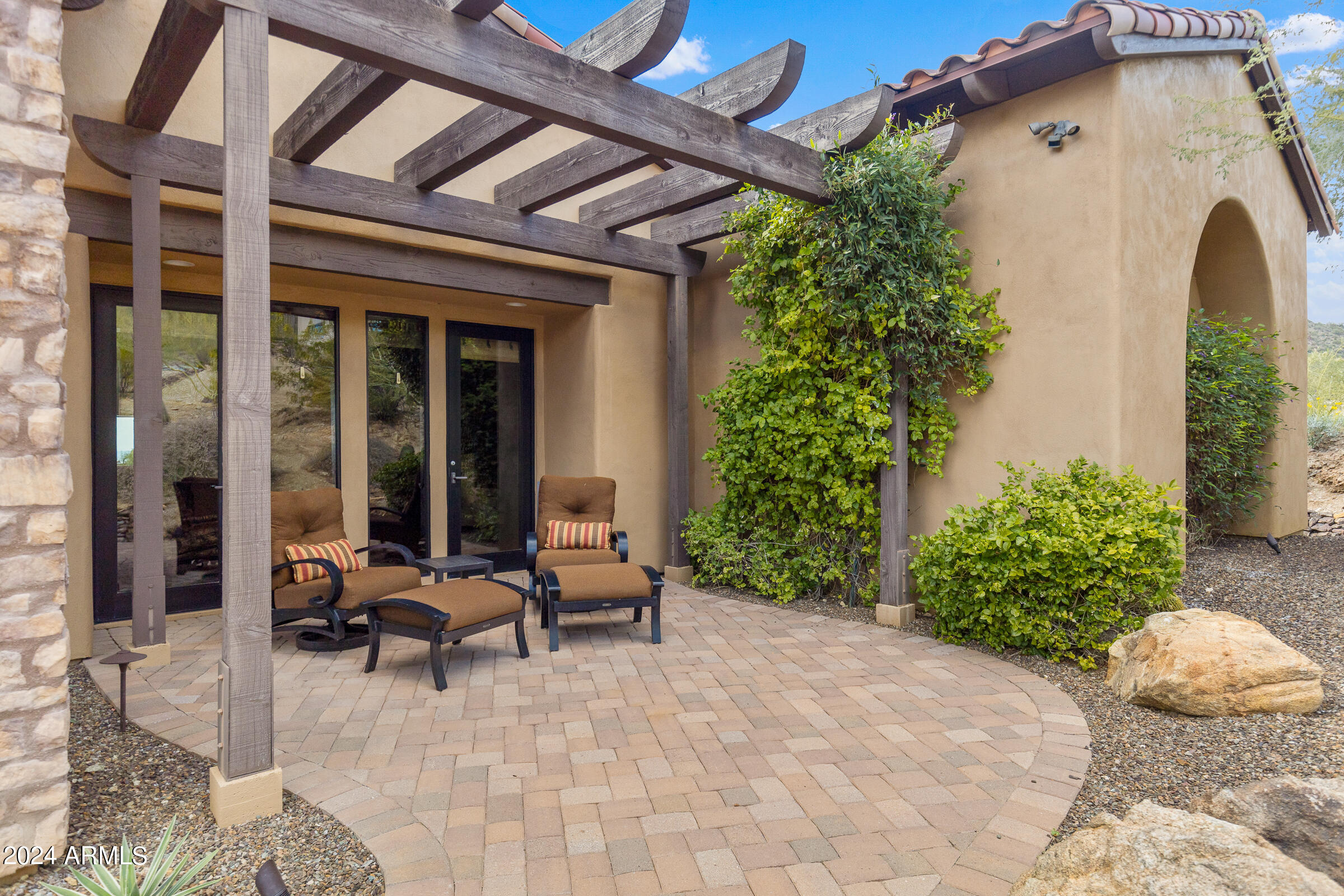 DIAMOND POINT AT LAS SENDAS MOUNTAIN - Residential