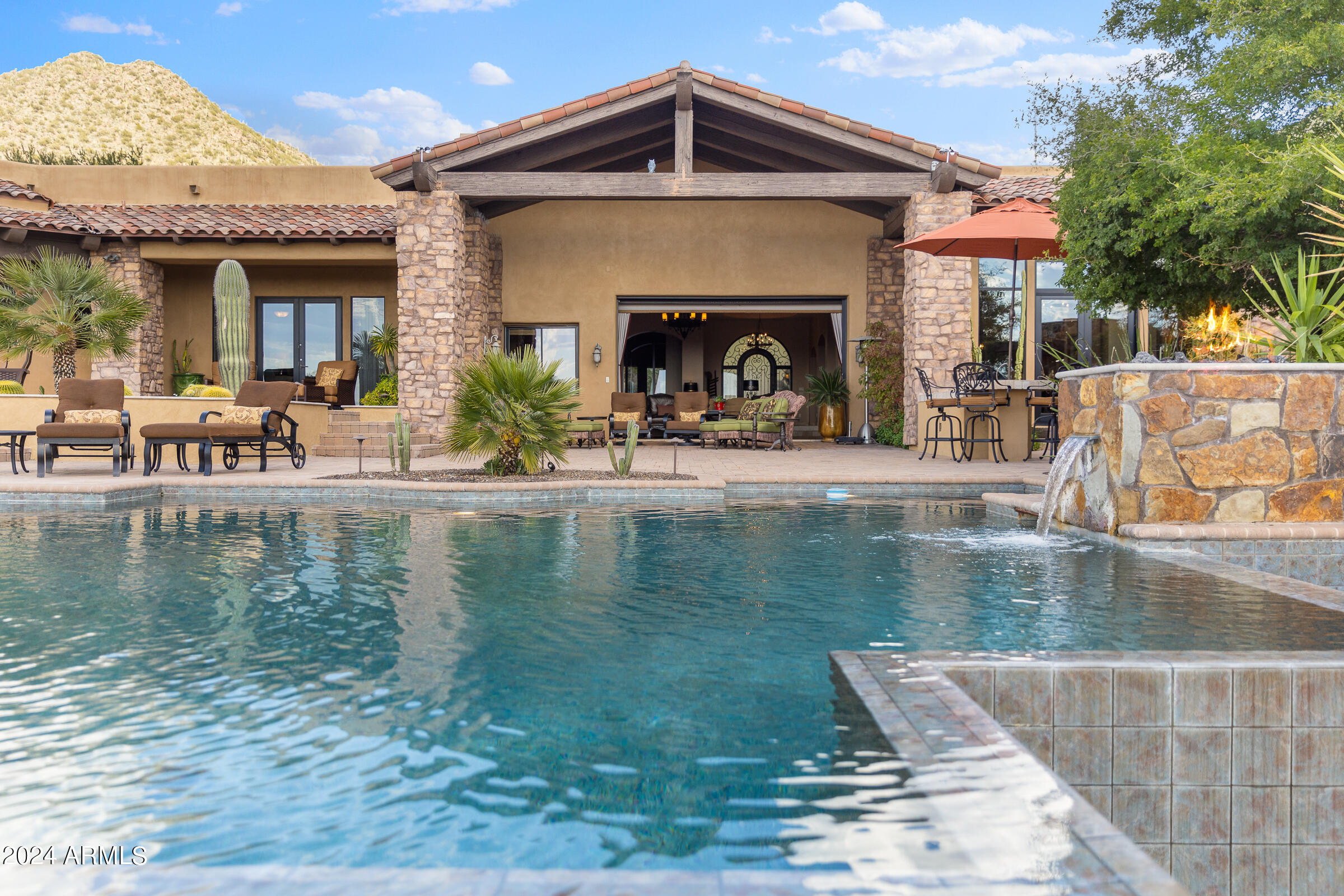 DIAMOND POINT AT LAS SENDAS MOUNTAIN - Residential