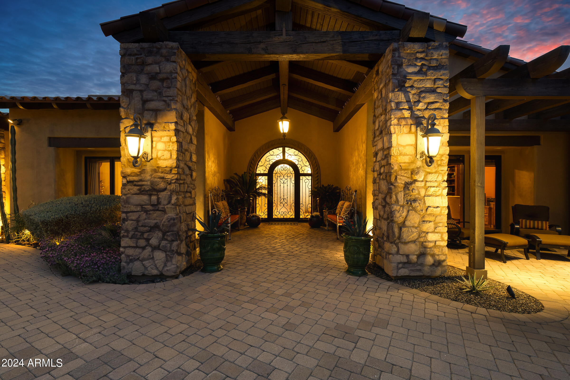 DIAMOND POINT AT LAS SENDAS MOUNTAIN - Residential