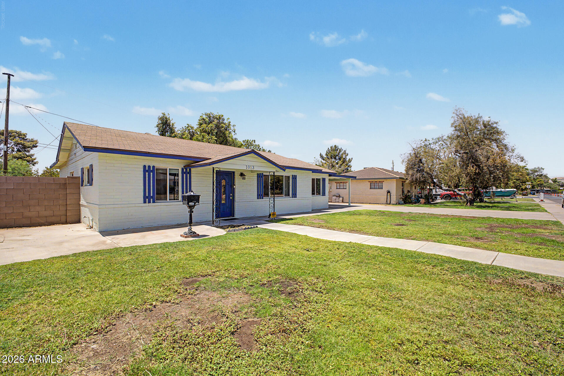 Wow! This one shows like new. GREAT location in the heart of North Central Phoenix. Nicely remodeled and move-in ready, see photos. The kitchen is the star, redone with a gas range and loads of cabinet and counter space. 3 bedrooms, 2 baths on an oversized lot. Solid 1950s block construction, no HOA. Great value. Hurry!