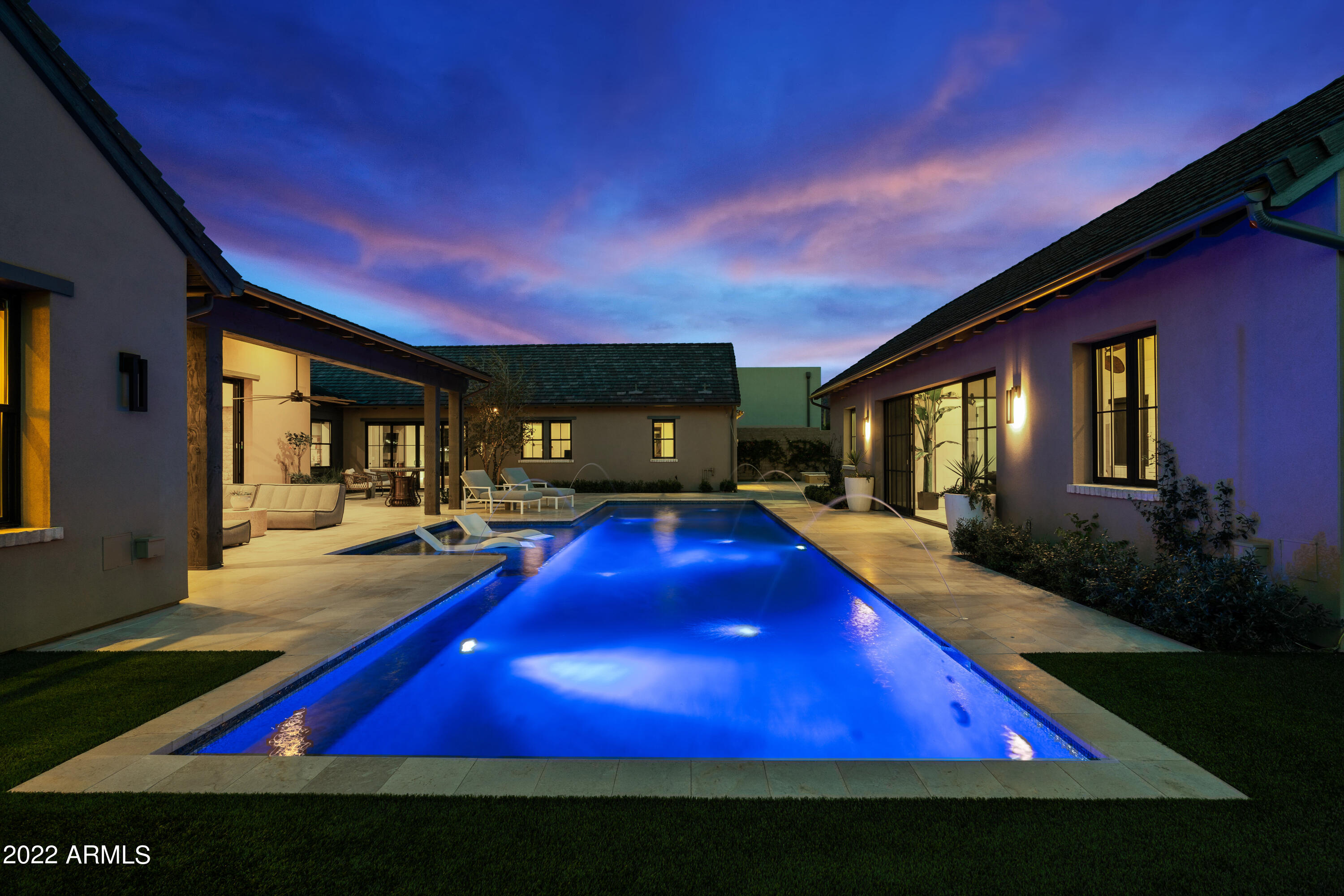 WHITE HORSE - Residential
