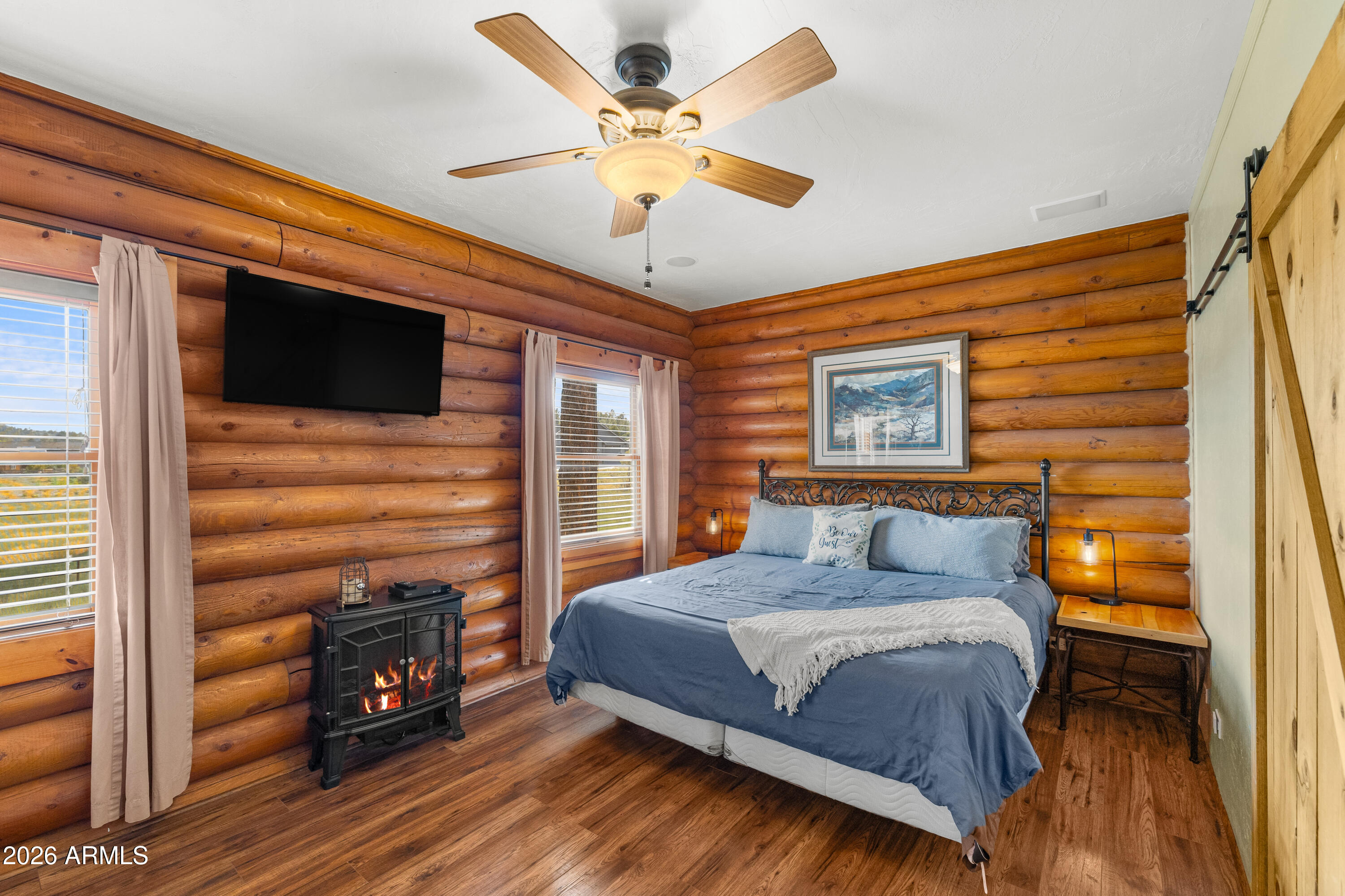 LAZY E 2 - Residential