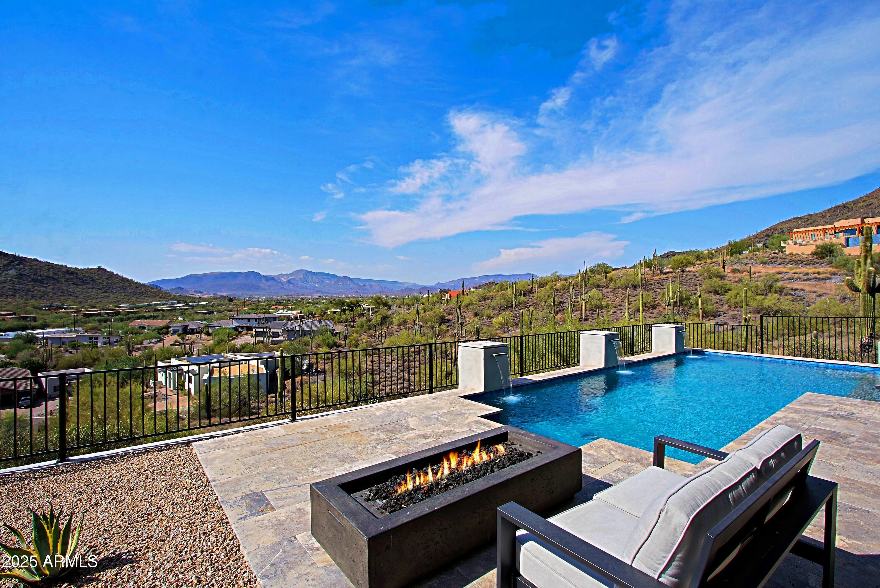 STAGECOACH PASS ESTATES - Residential