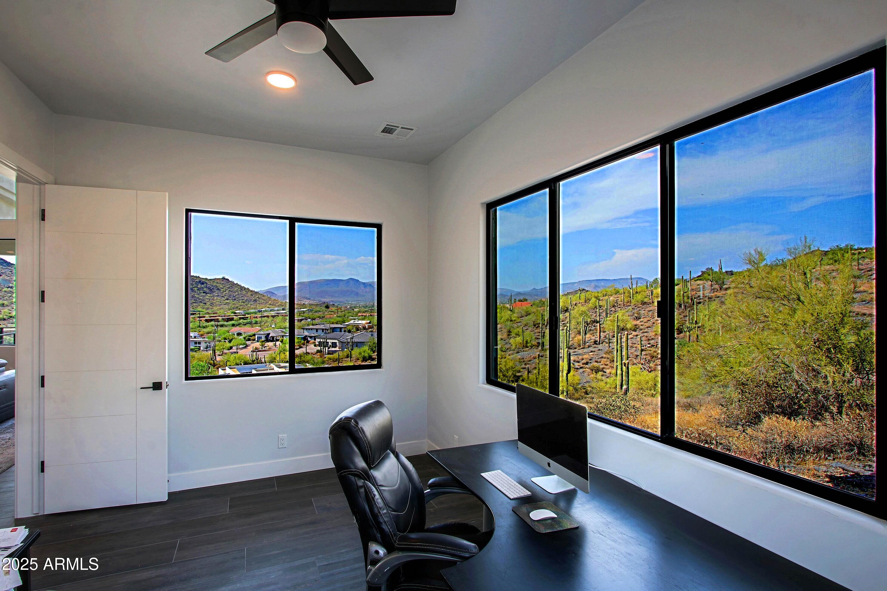 STAGECOACH PASS ESTATES - Residential