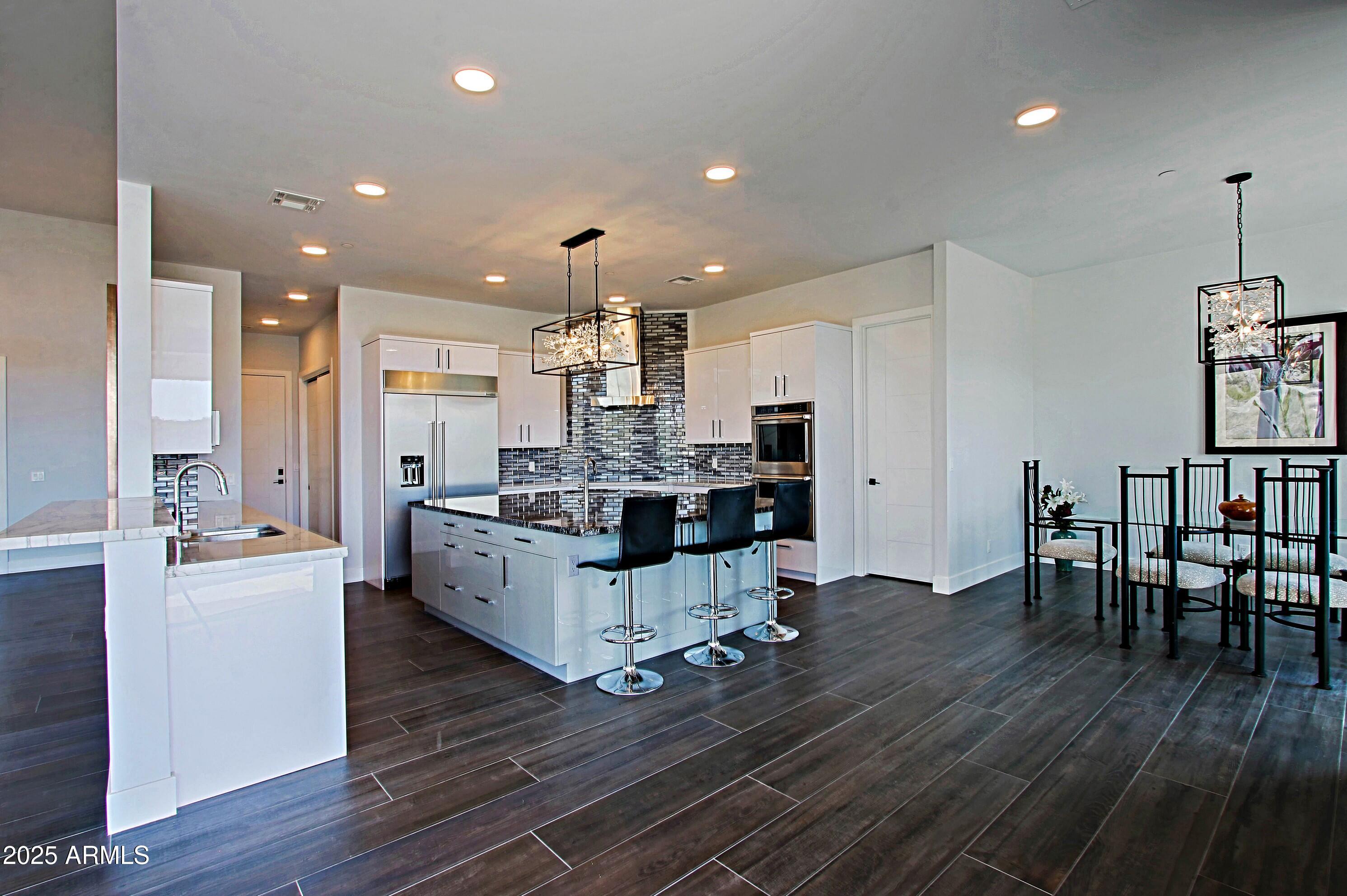 STAGECOACH PASS ESTATES - Residential