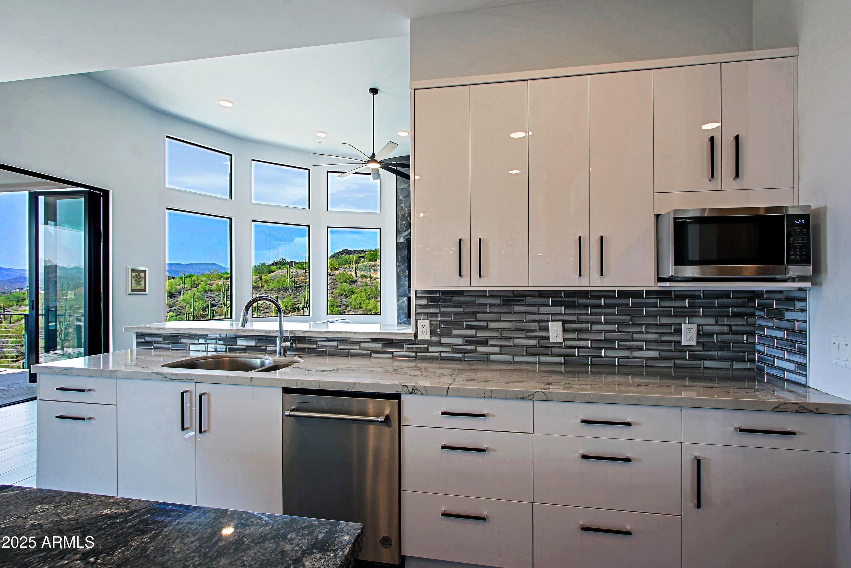 STAGECOACH PASS ESTATES - Residential