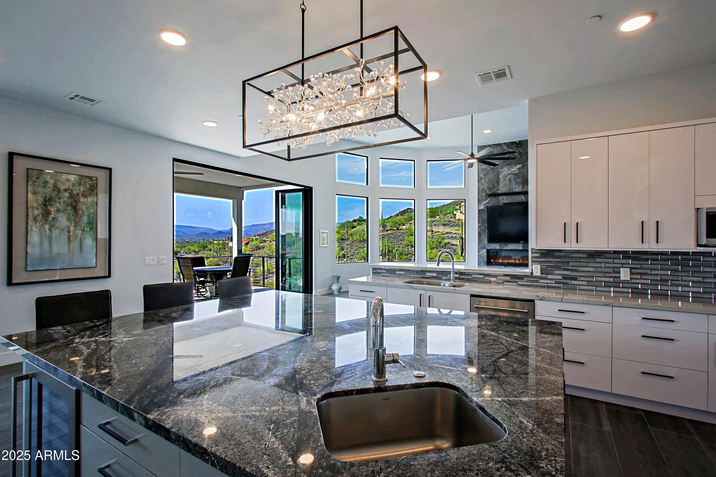 STAGECOACH PASS ESTATES - Residential