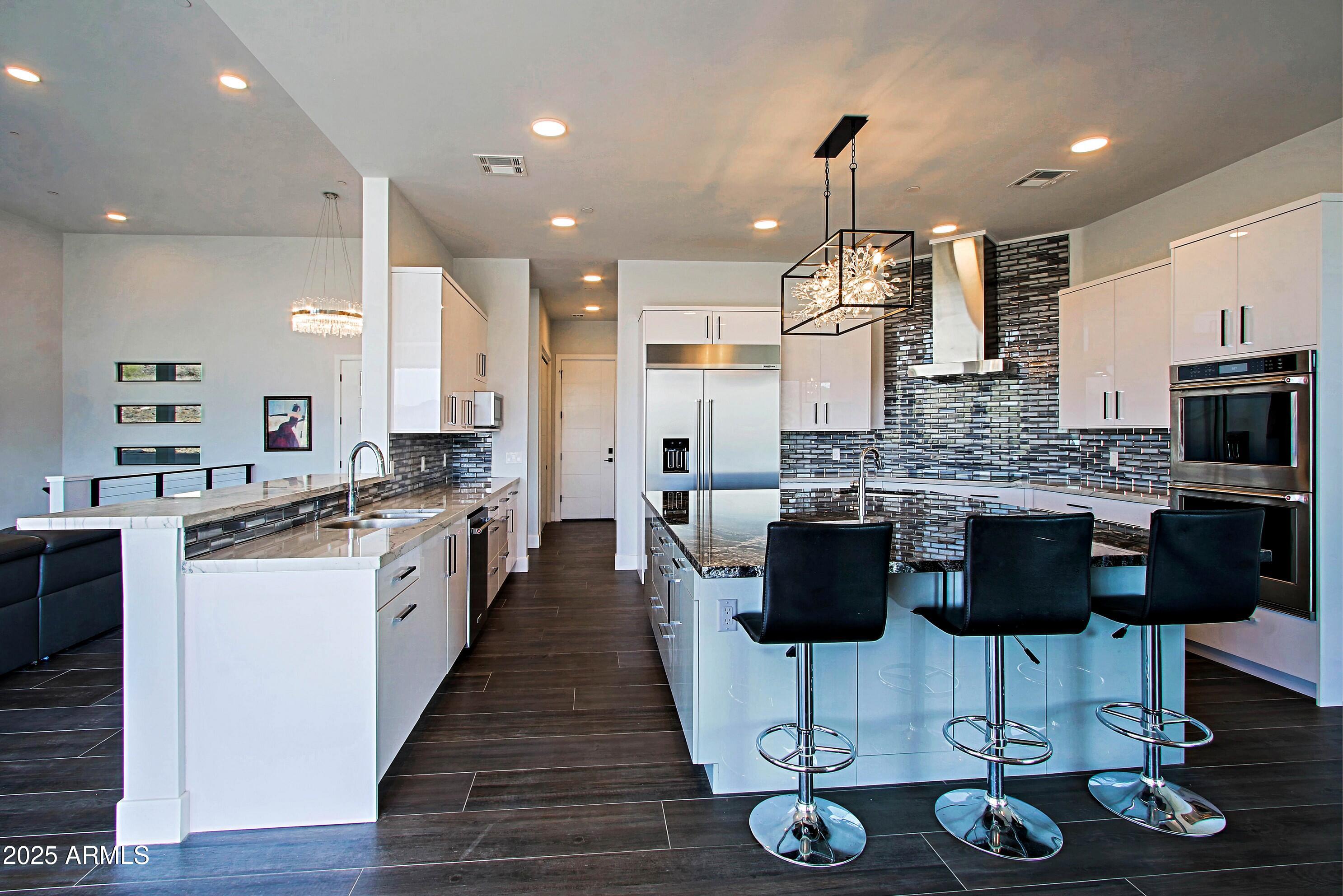 STAGECOACH PASS ESTATES - Residential