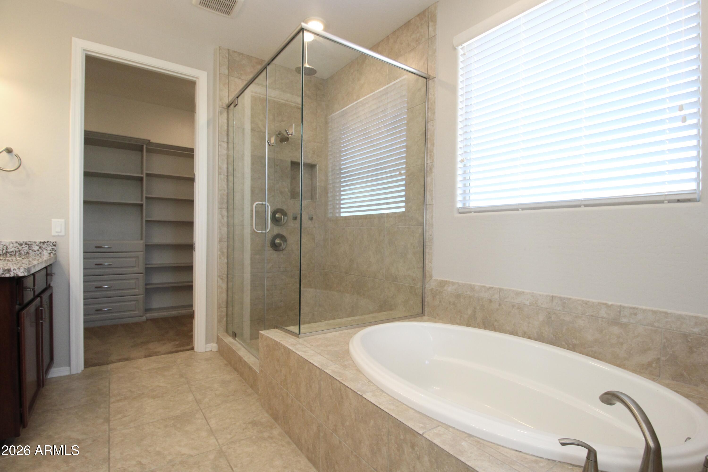 EASTMARK - Residential